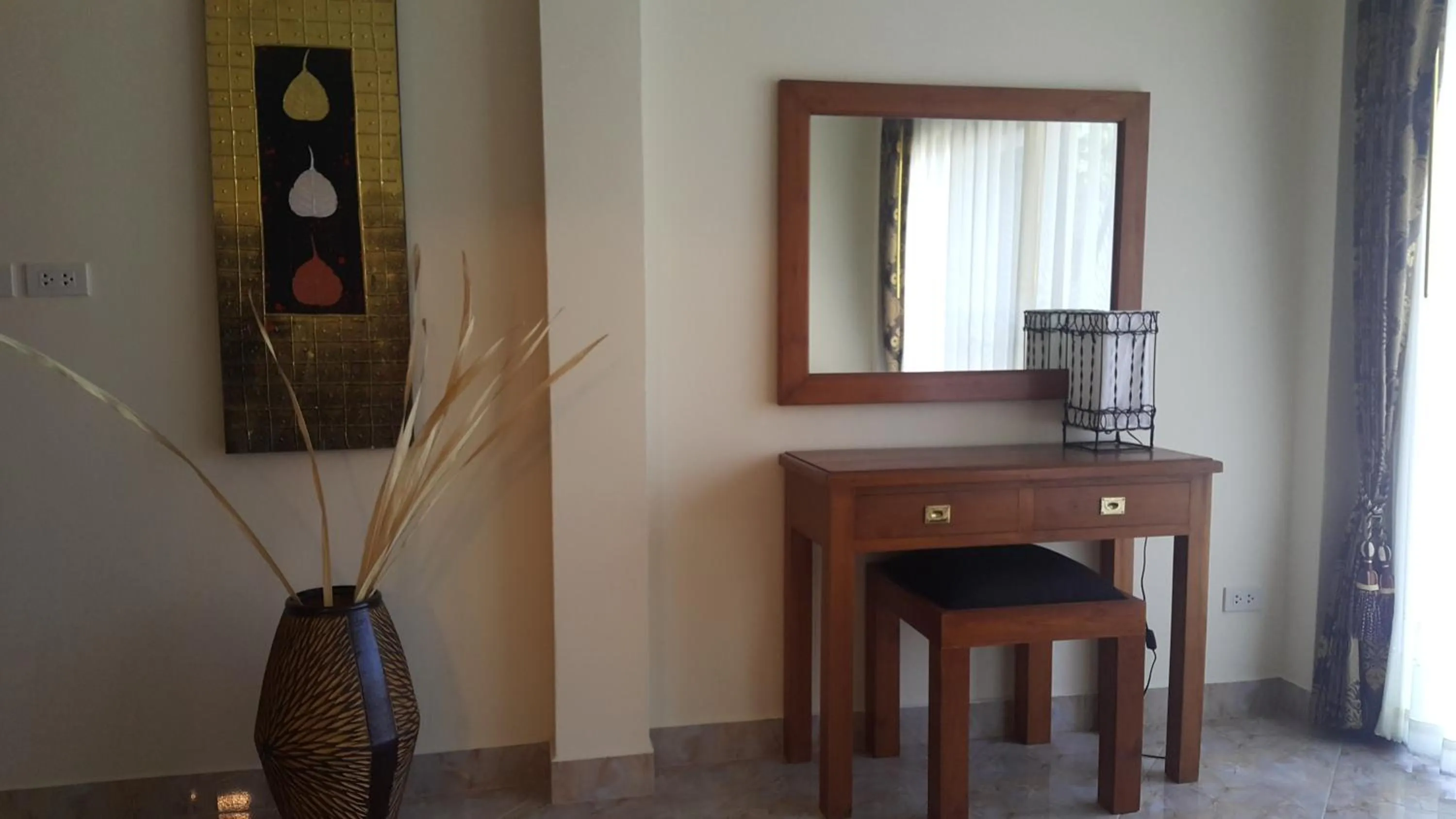 VIP Chain Resort Pool Villa