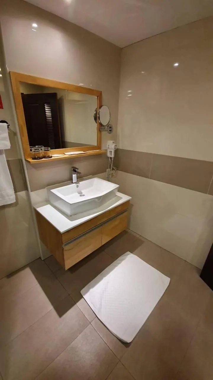 嘉義戴斯精選酒店 原稱佳仕堡