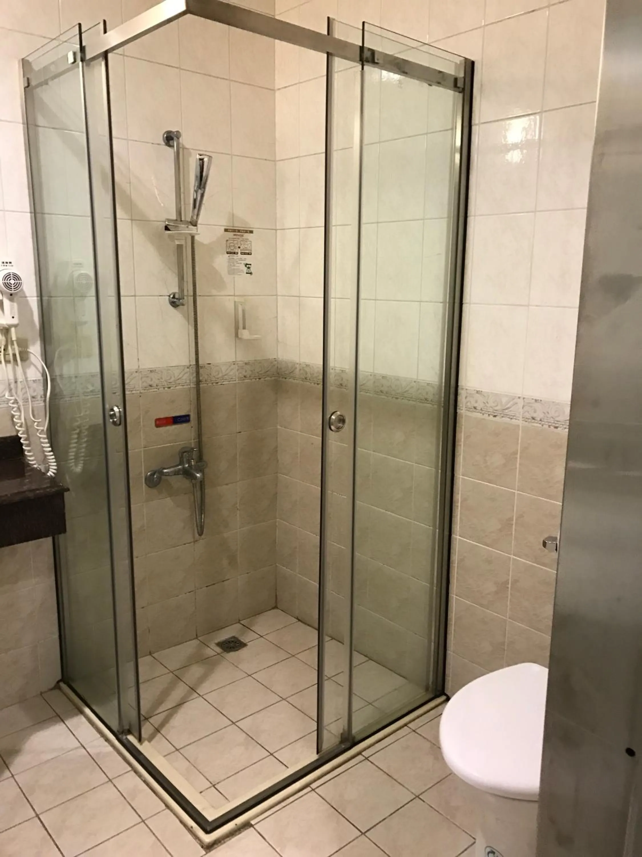 嘉義戴斯精選酒店 原稱佳仕堡