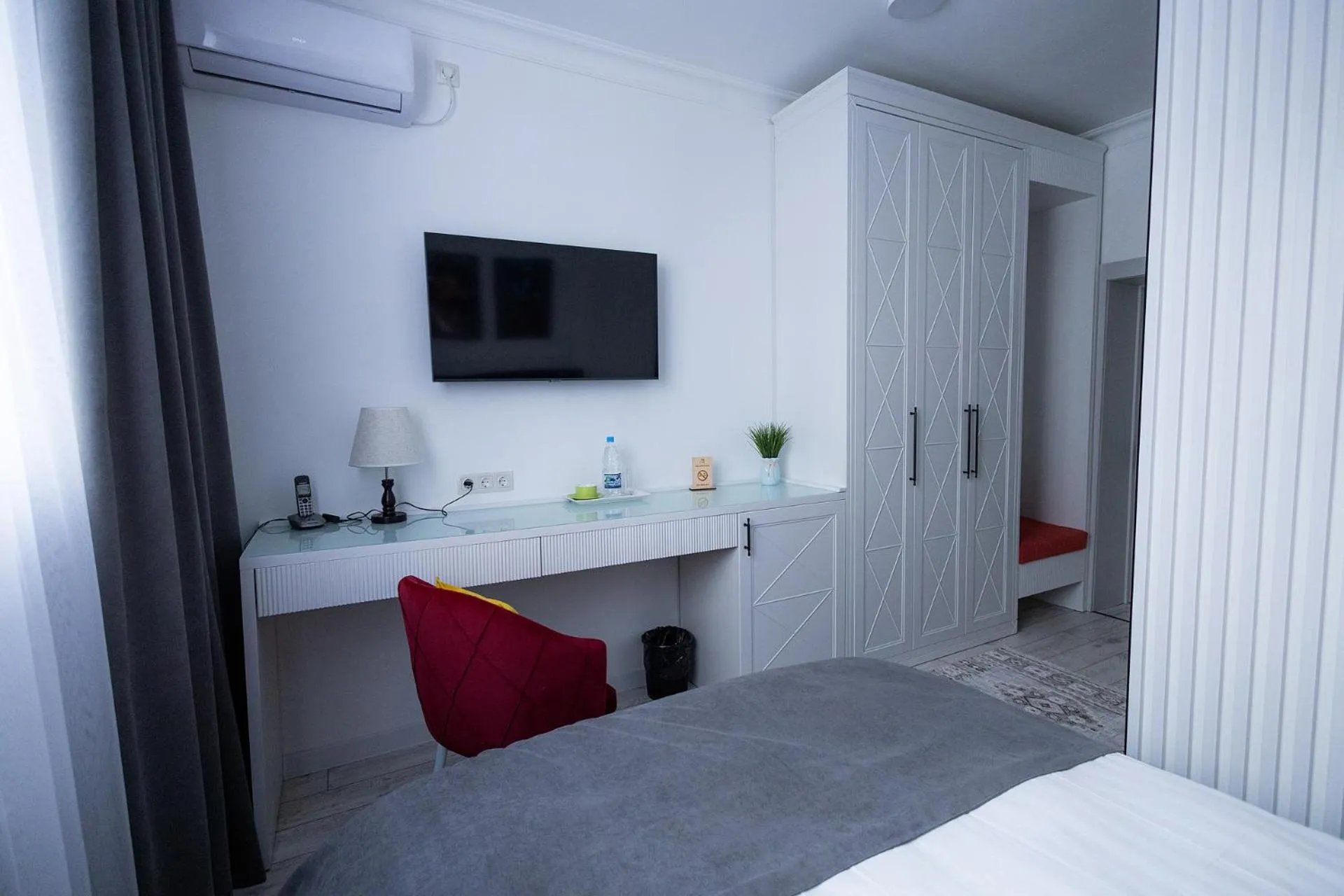 Bed in Metelitsa Hotel