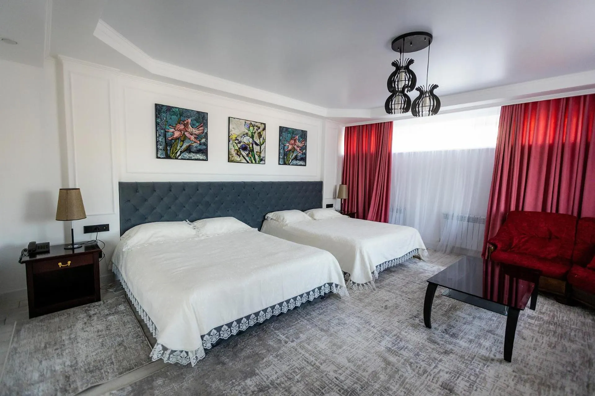 Bed in Metelitsa Hotel