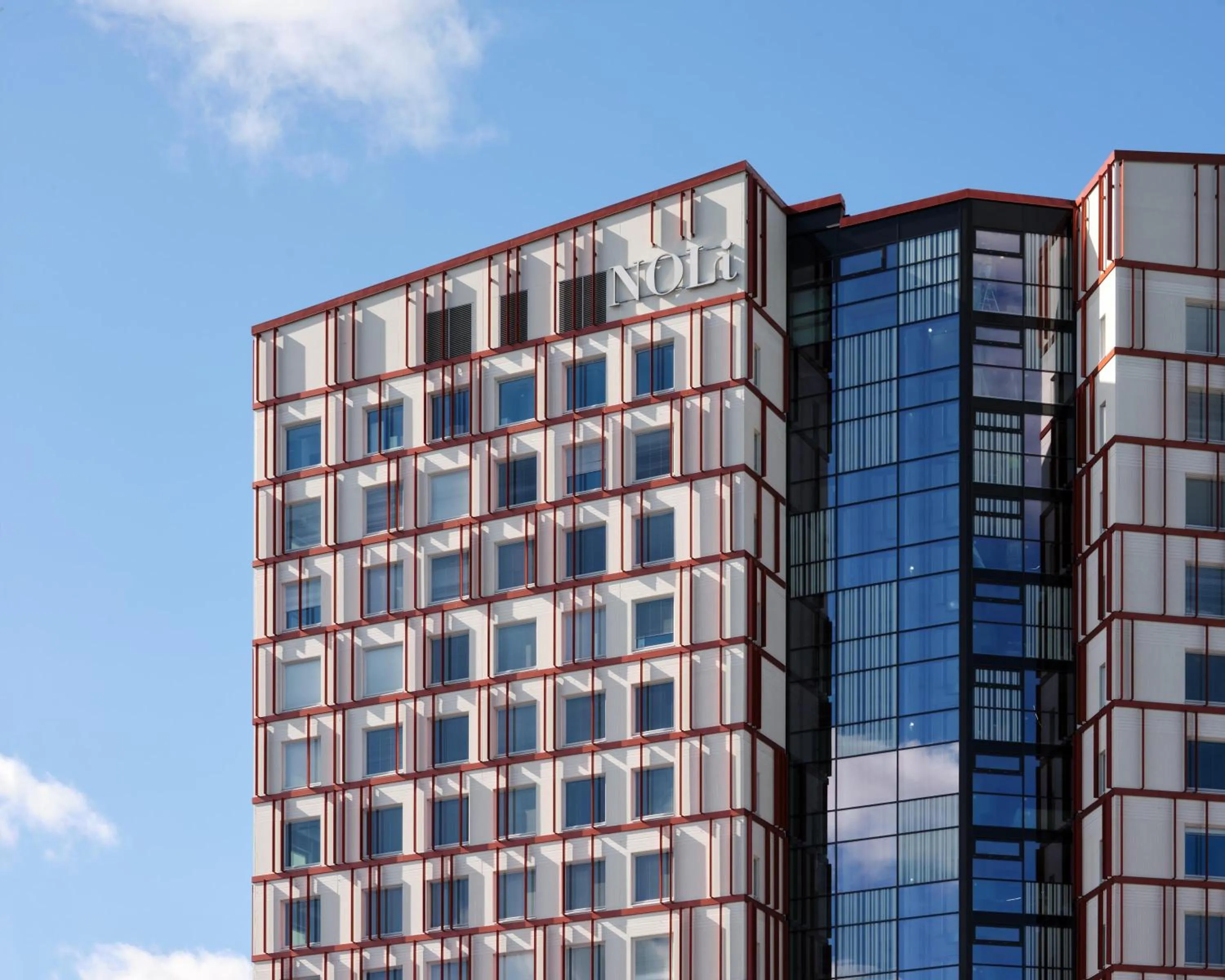 Property building in Noli Otaniemi