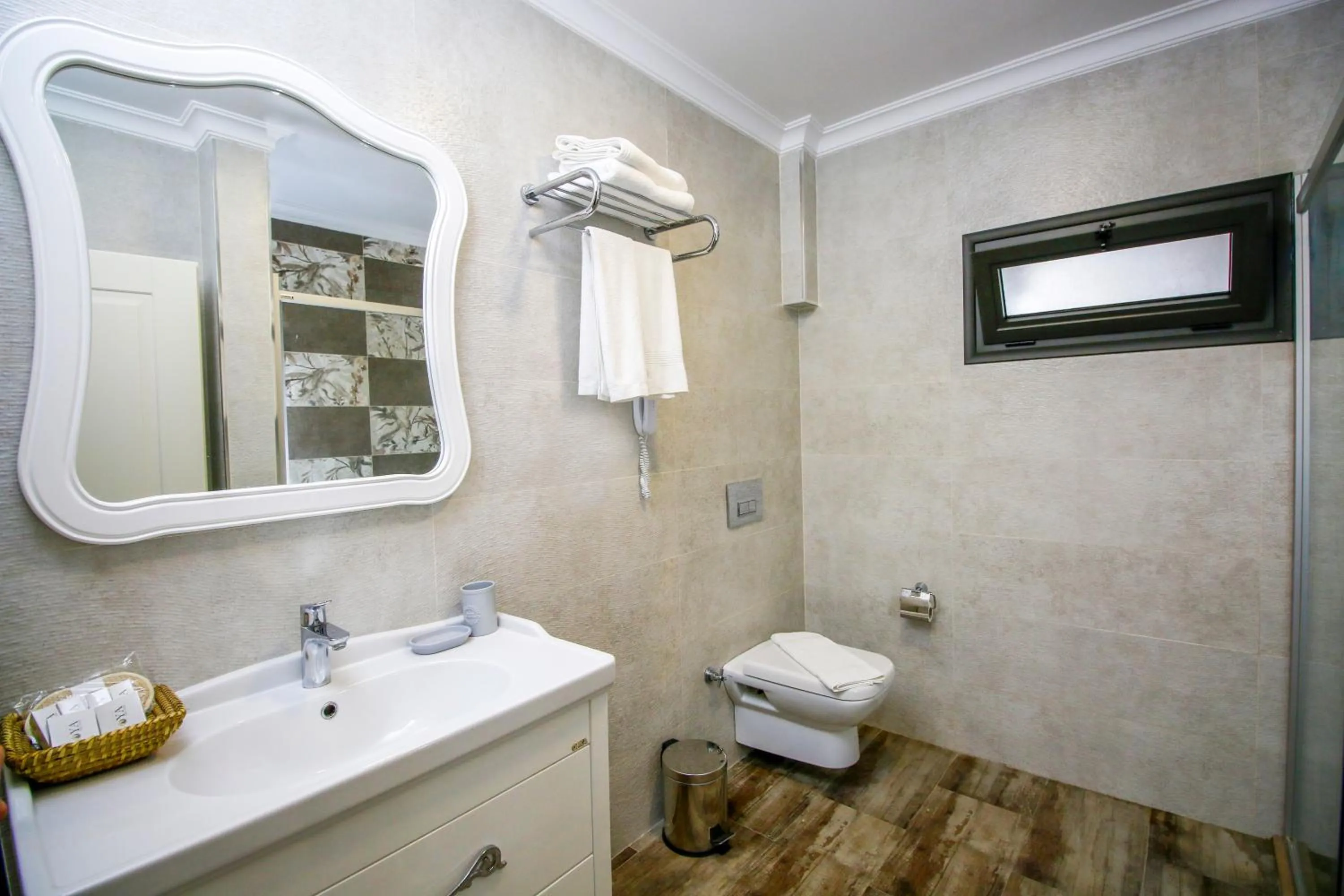 Bathroom in Joya Del Mar Hotel