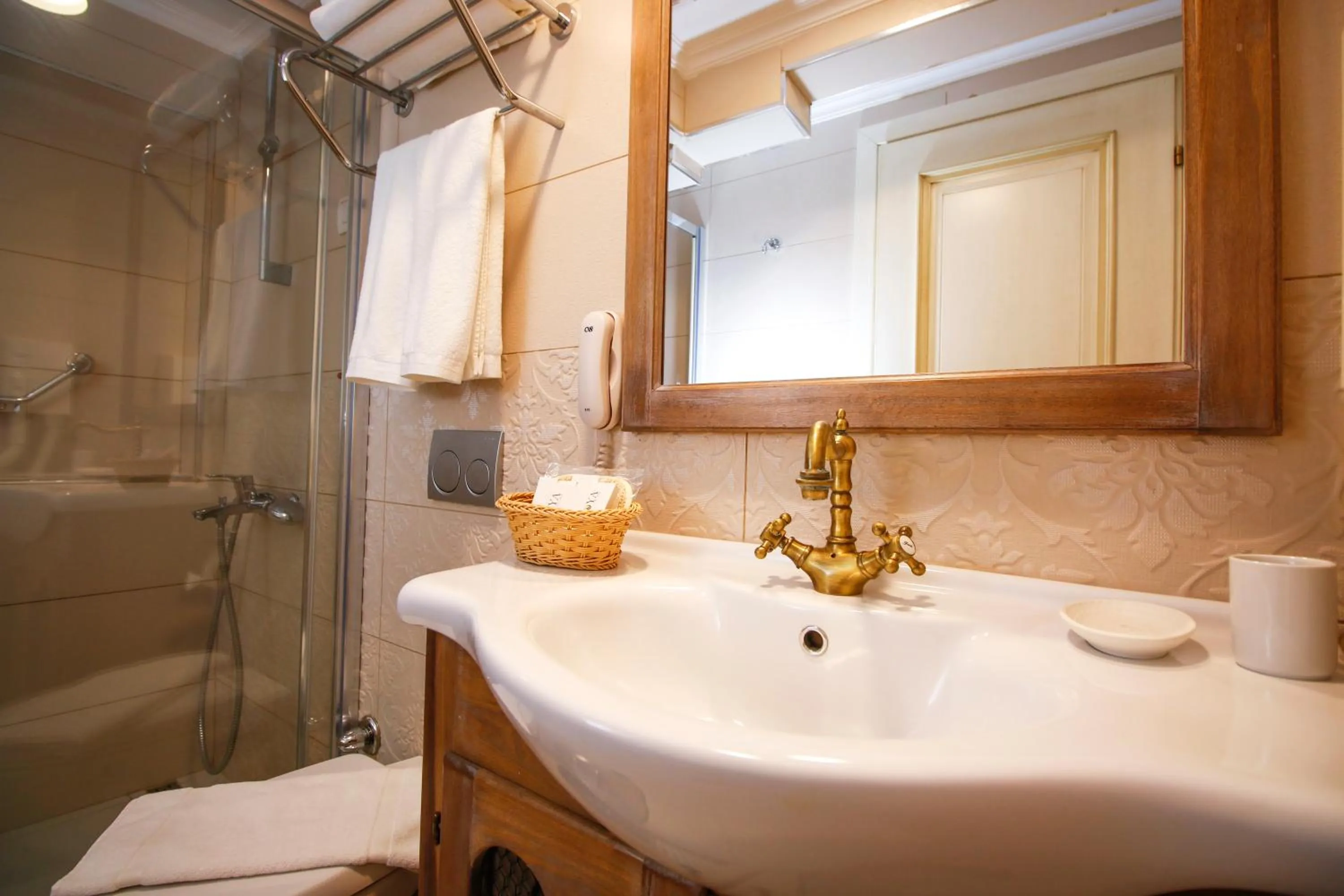 Bathroom in Joya Del Mar Hotel