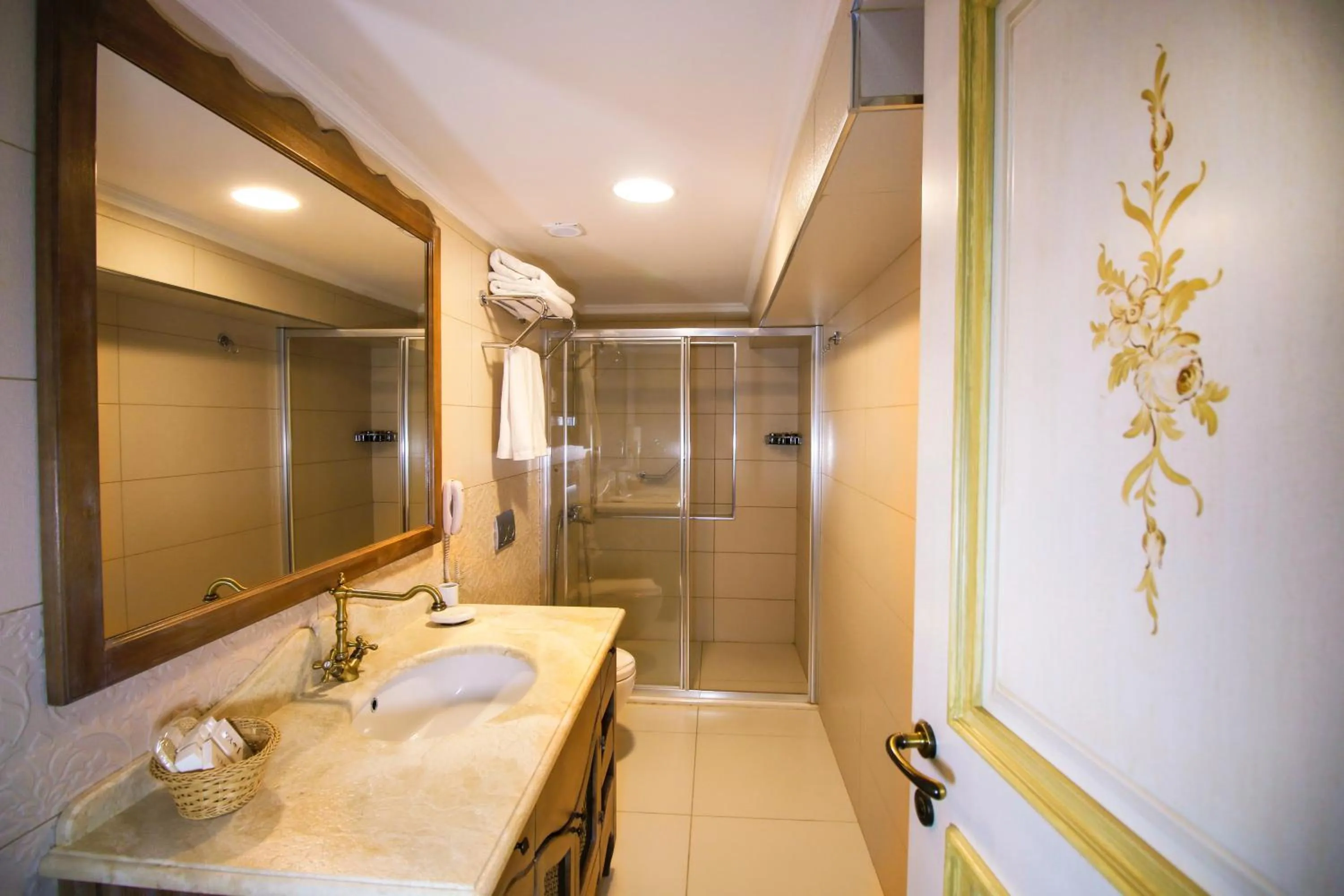 Bathroom in Joya Del Mar Hotel