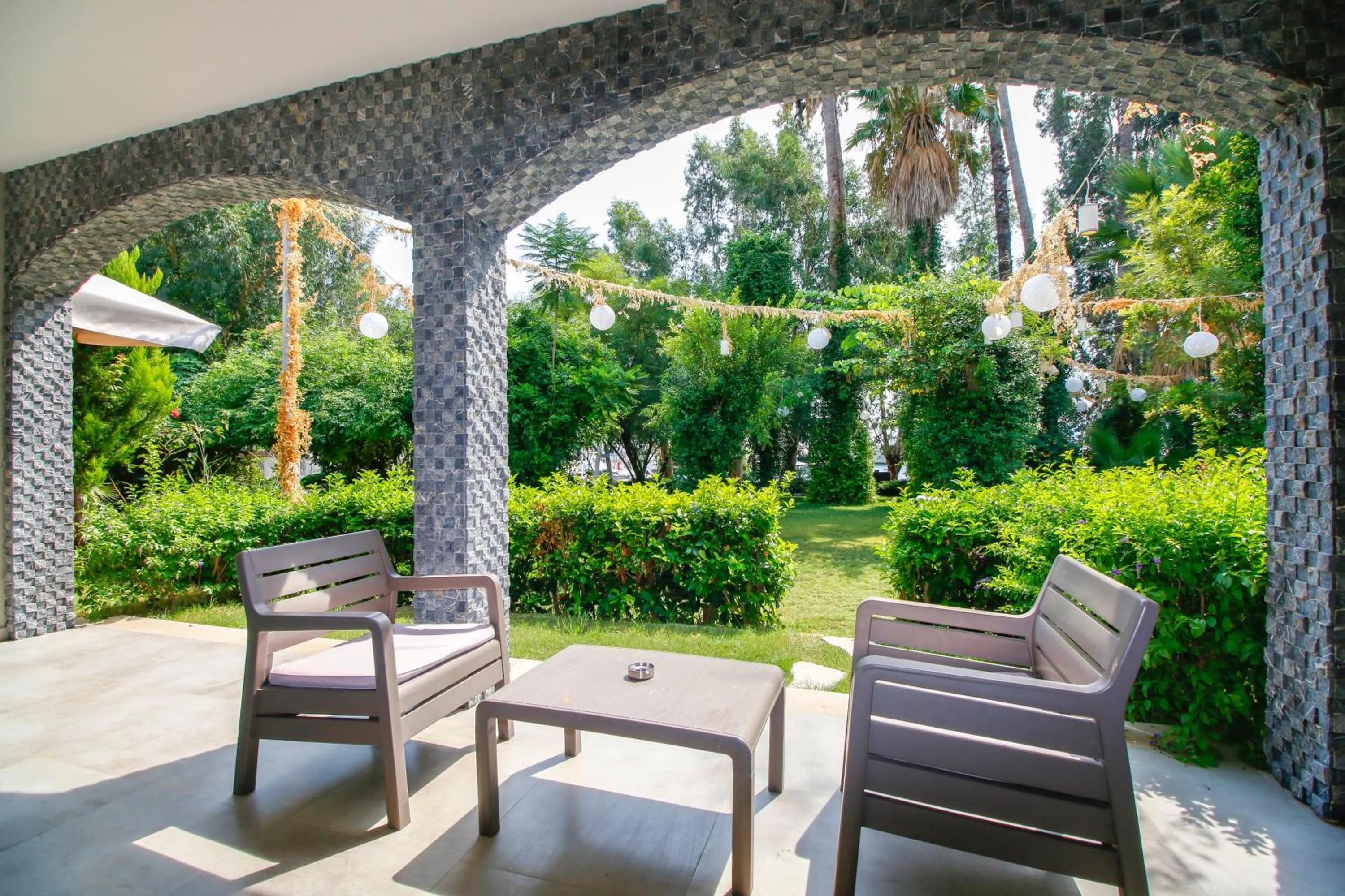 Seating area in Joya Del Mar Hotel