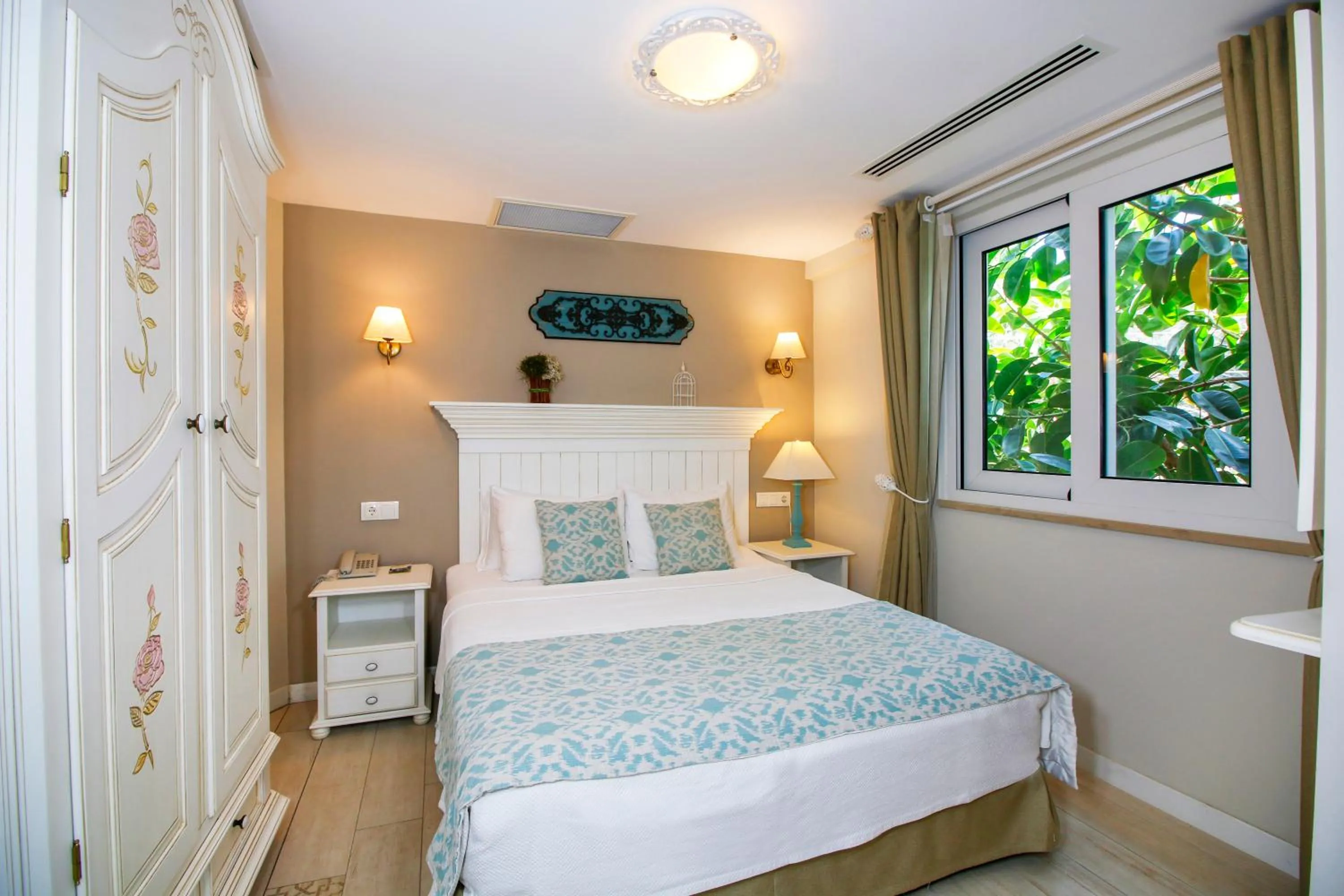 Bedroom, Bed in Joya Del Mar Hotel