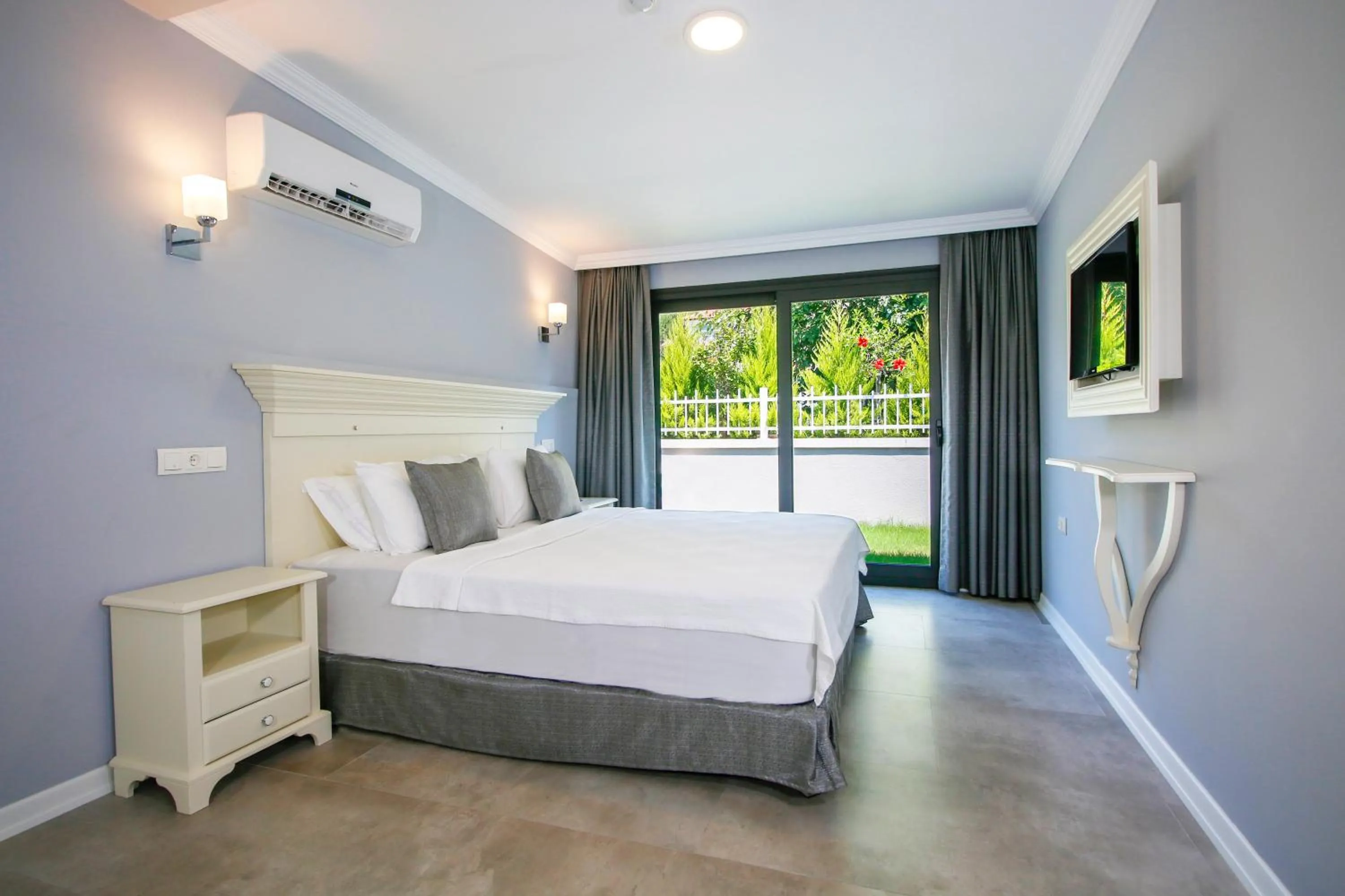 Bedroom, Bed in Joya Del Mar Hotel