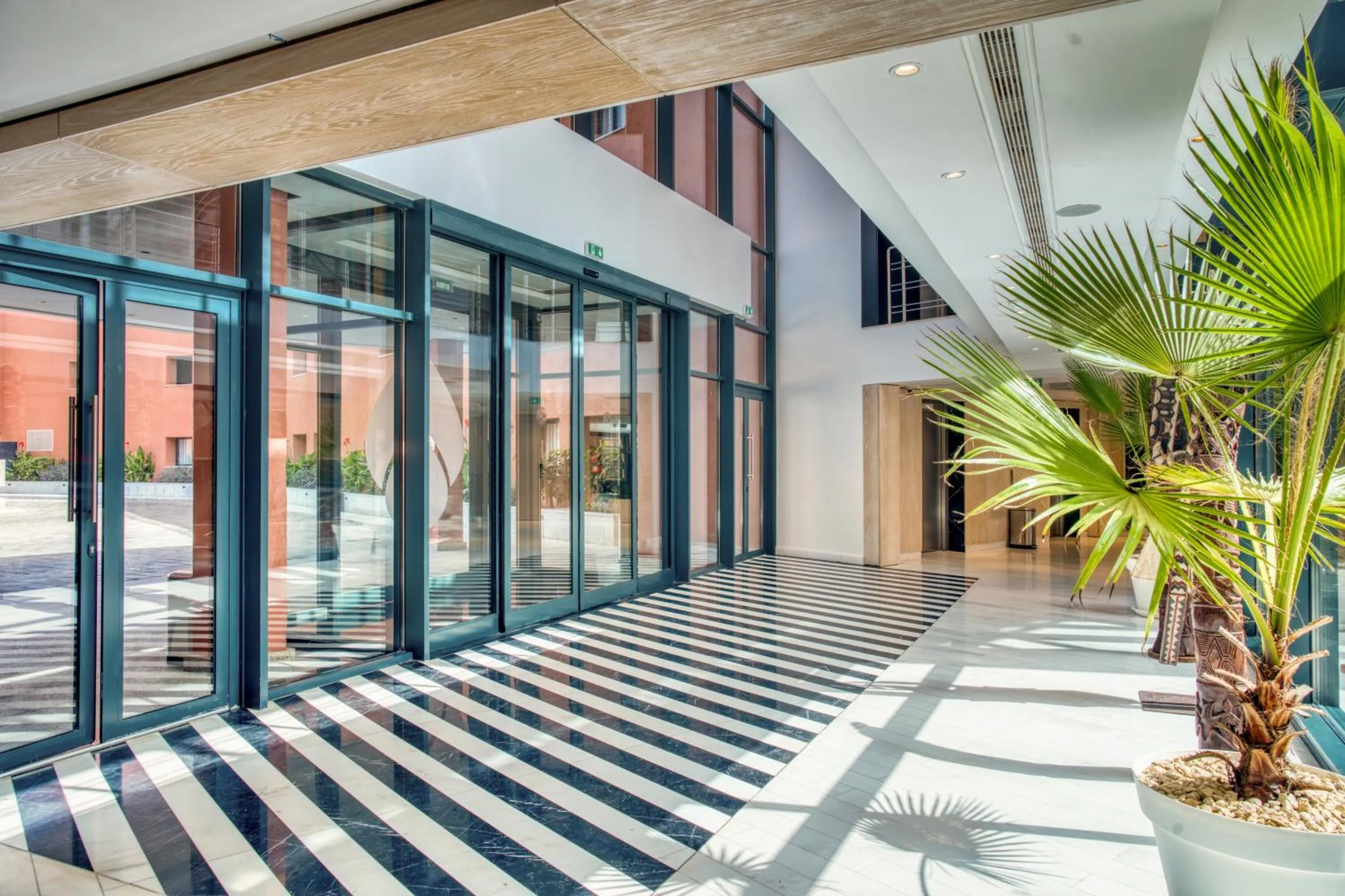 Patio in Azalaï Hôtel Dakar