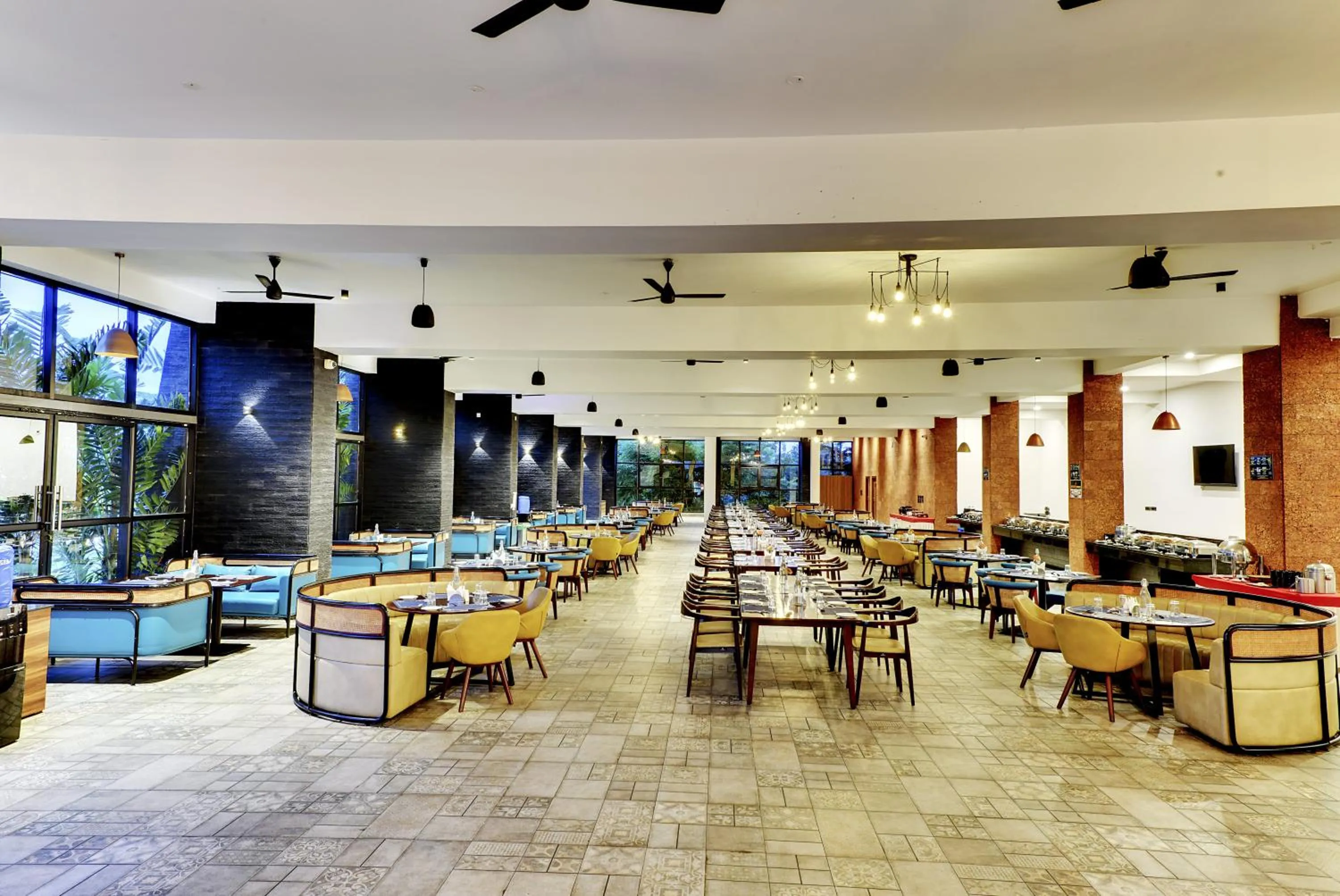 Restaurant/places to eat in Sportico Resort Bangalore