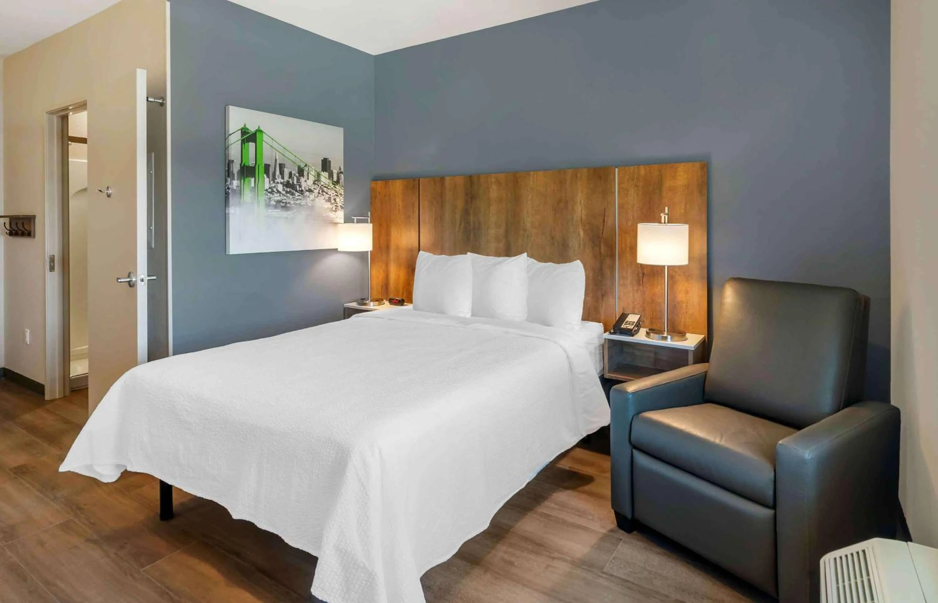 Bedroom, Bed in Extended Stay America Premier Suites - Fort Myers - Airport