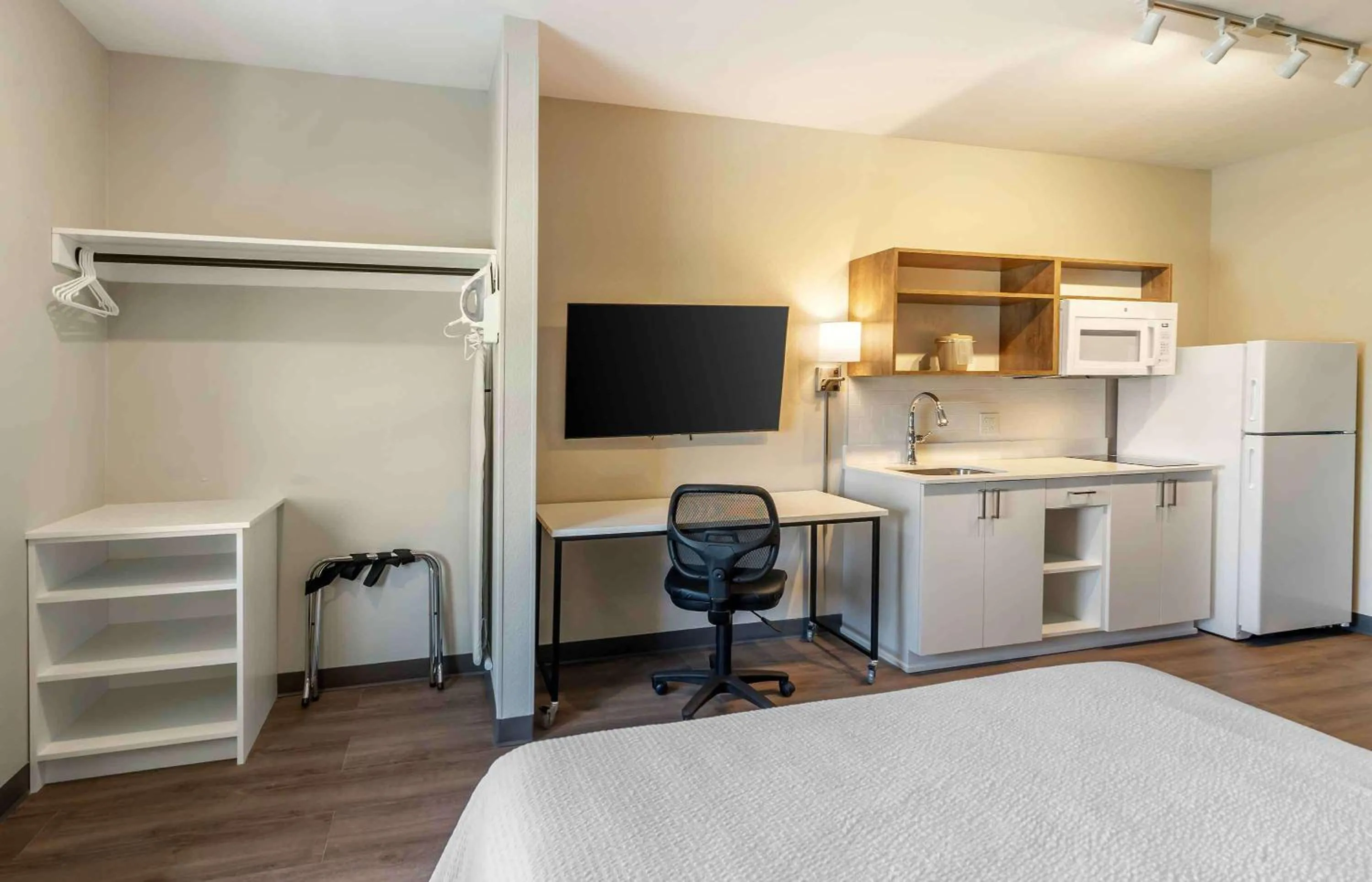 Bedroom, Bed in Extended Stay America Premier Suites - Fort Myers - Airport