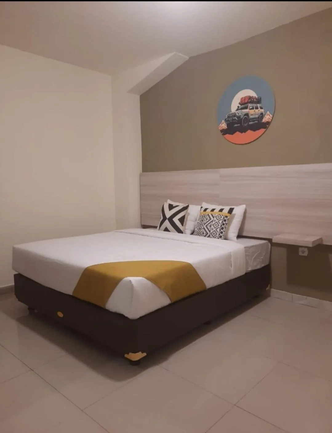 Bedroom, Bed in Zester Hotel Sidoarjo