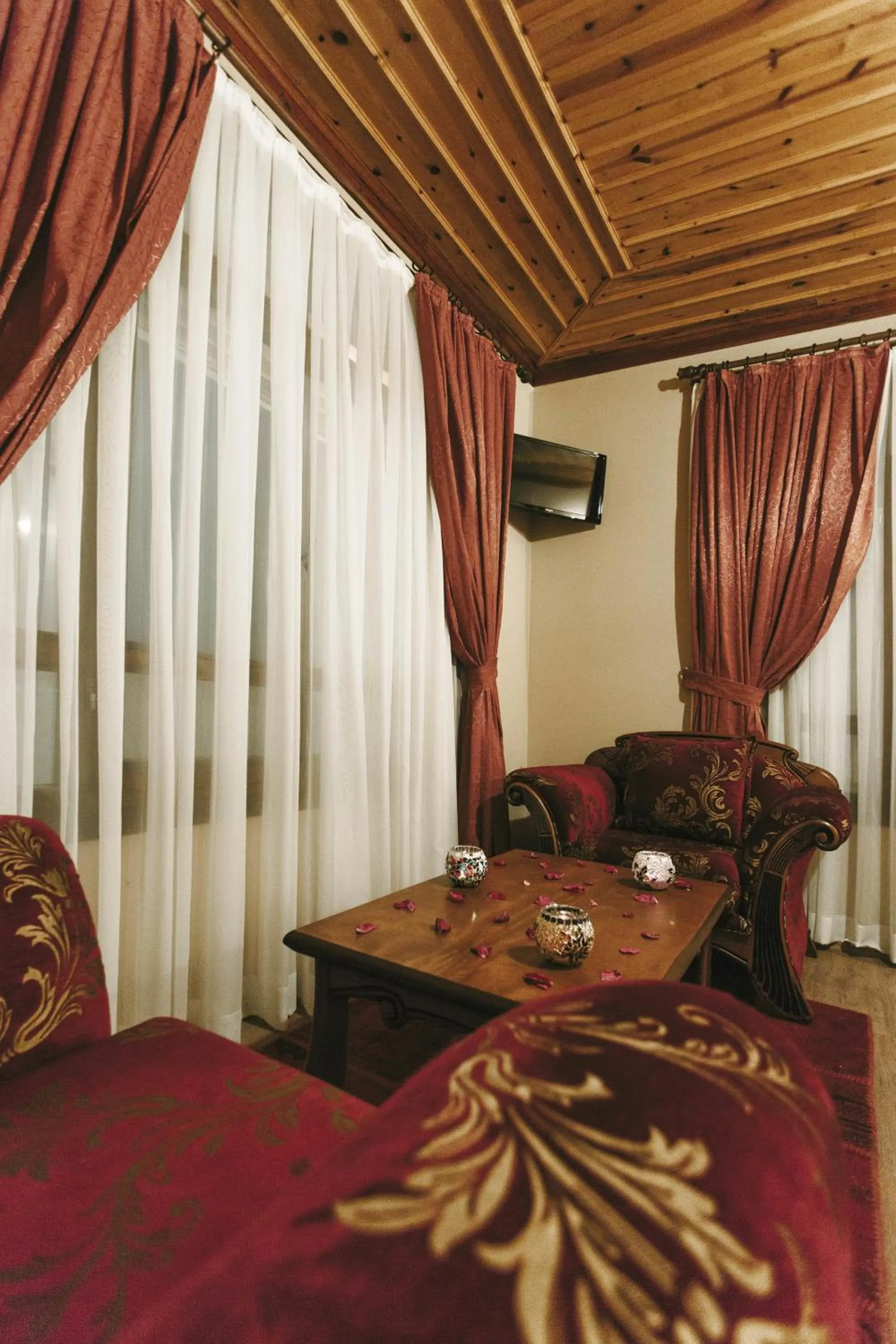 Bed in Antalya Inn Hotel