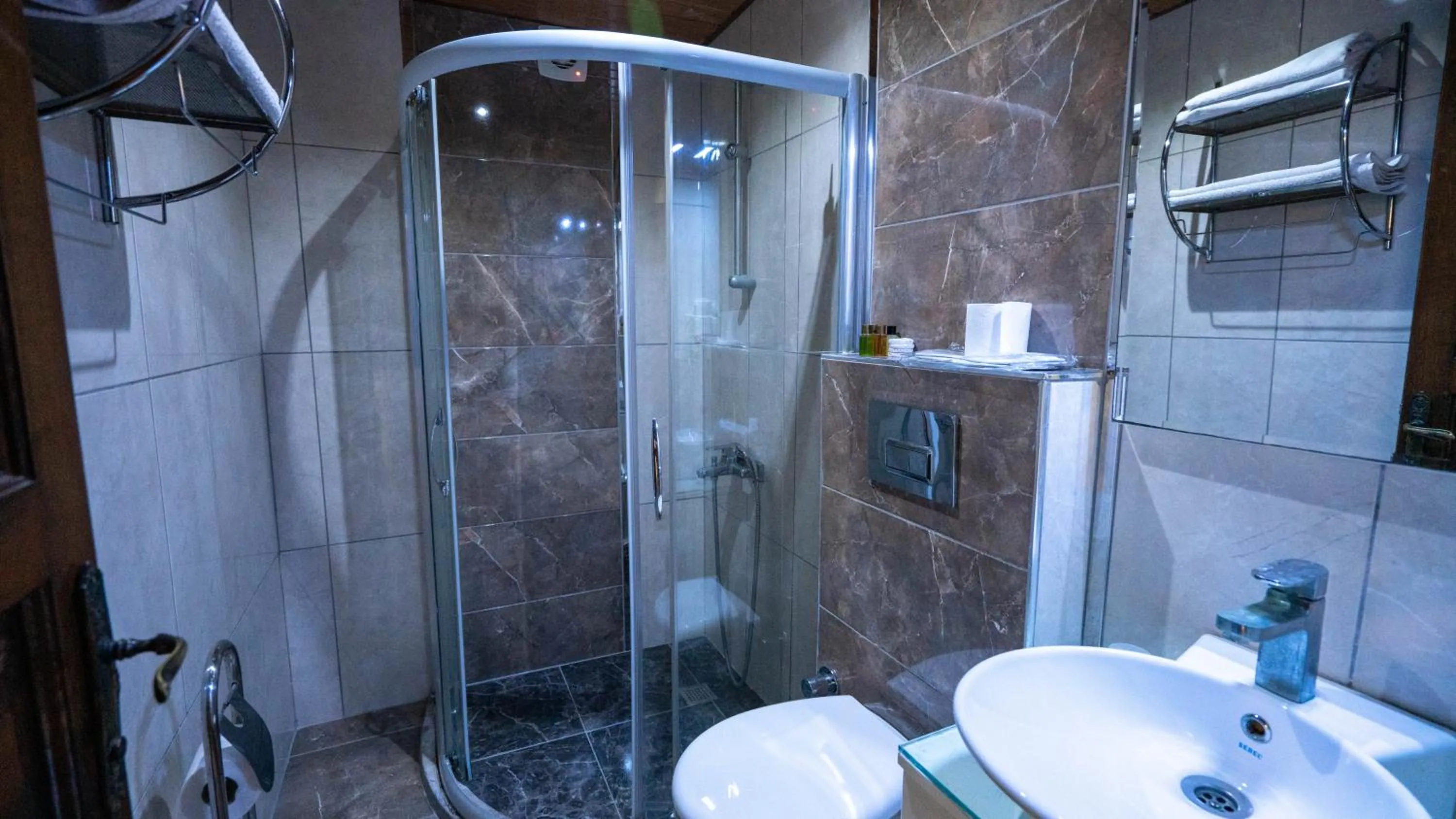 Bathroom in Antalya Inn Hotel