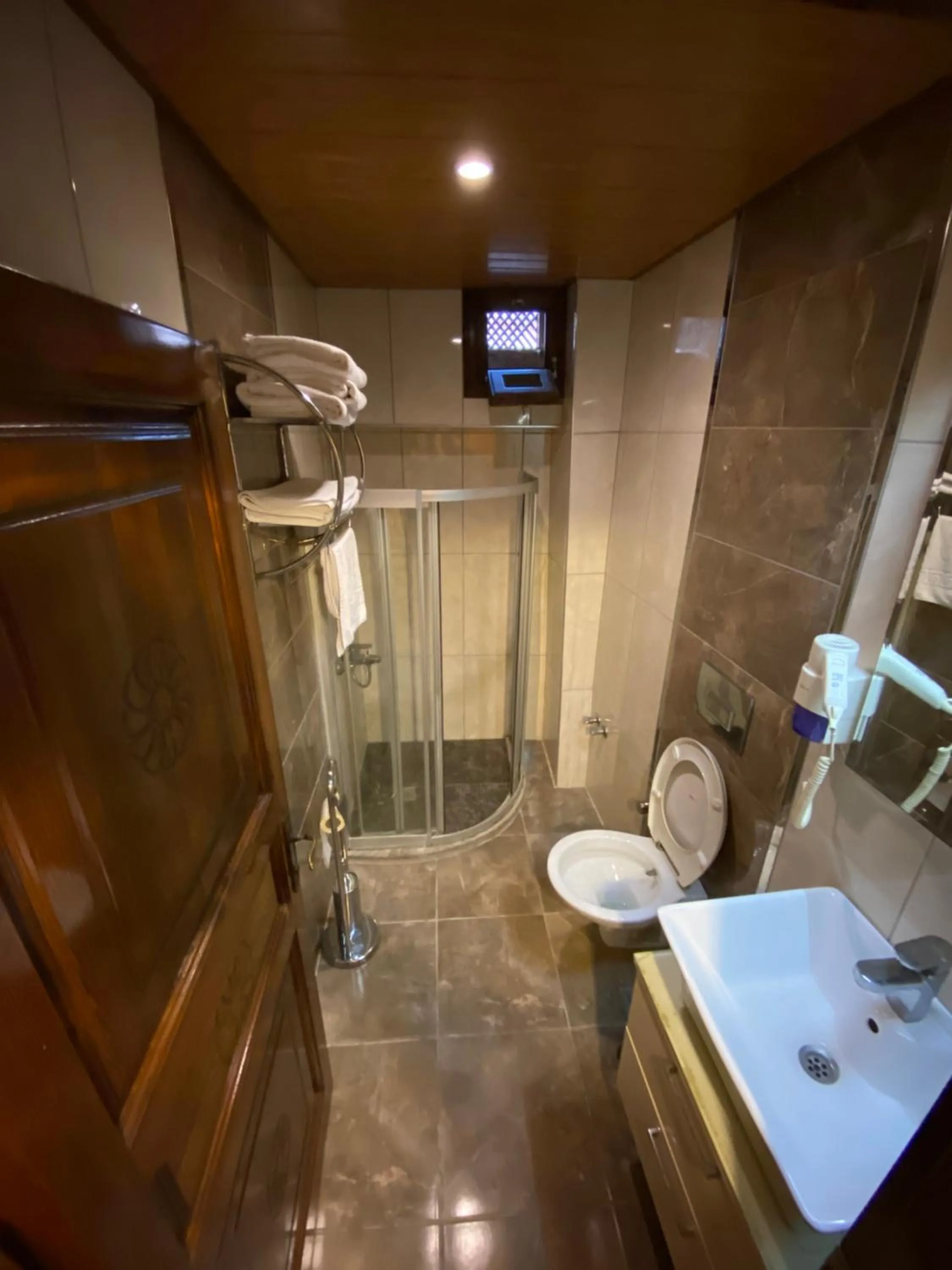 Bathroom in Antalya Inn Hotel