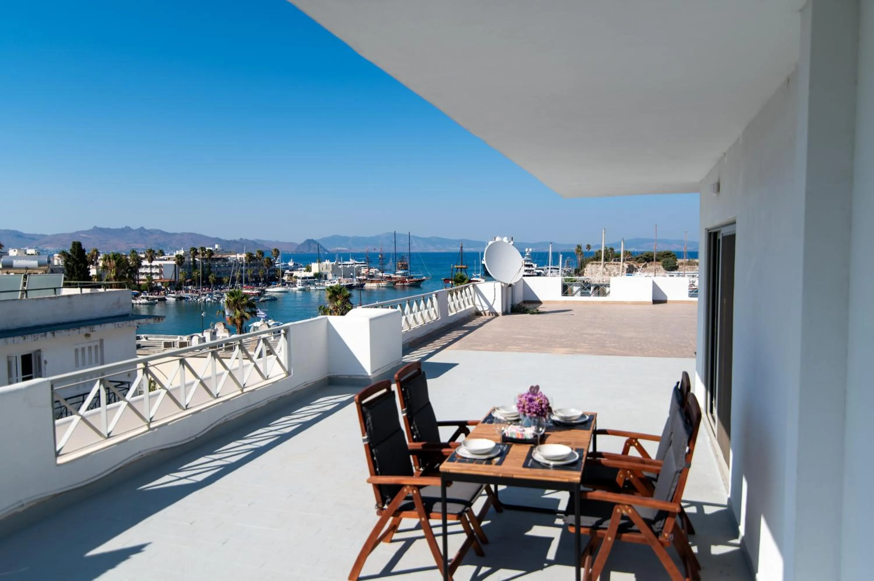 Day in Jasmine Hotel Apartments