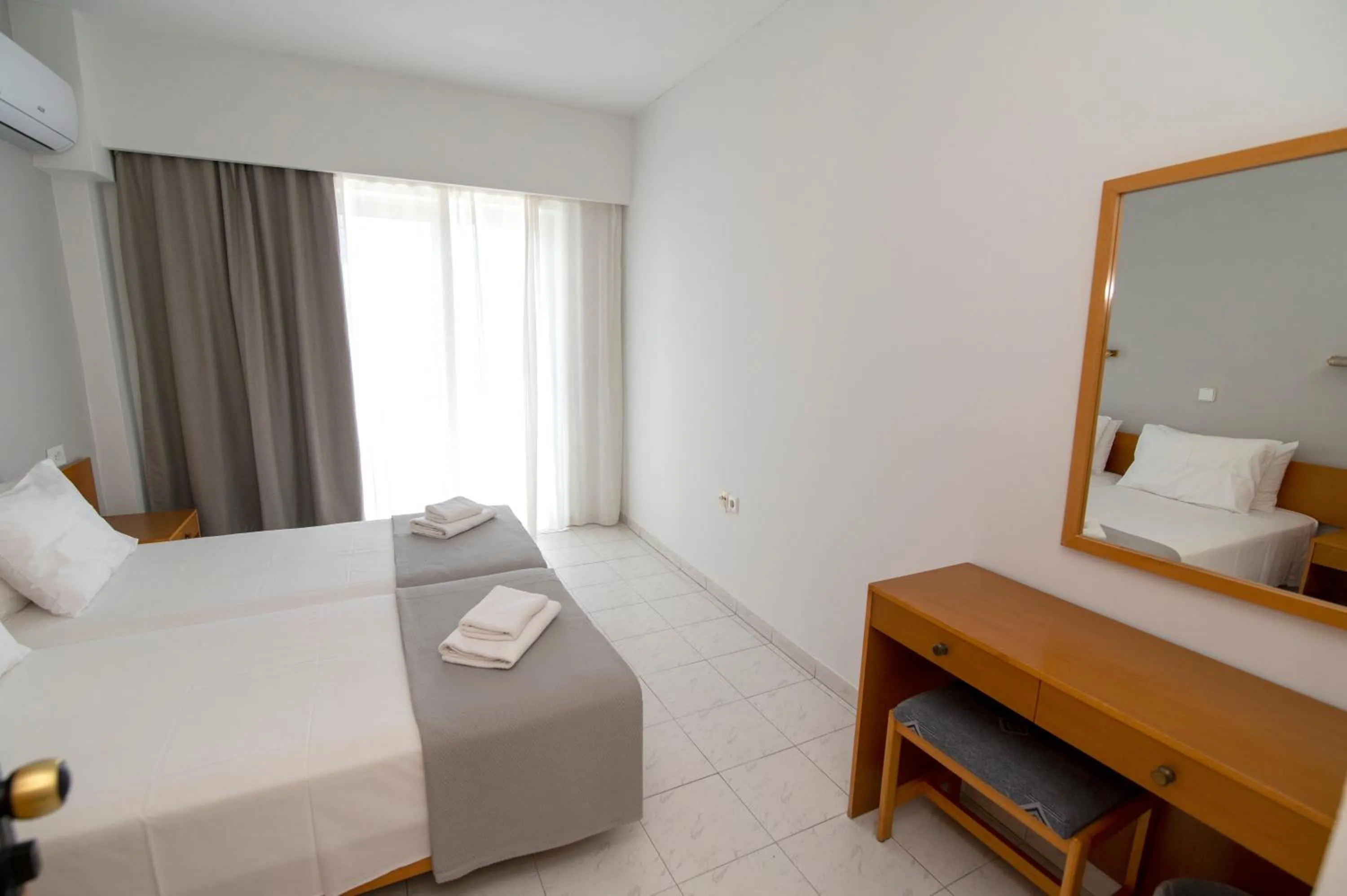 View (from property/room), Bed in Jasmine Hotel Apartments