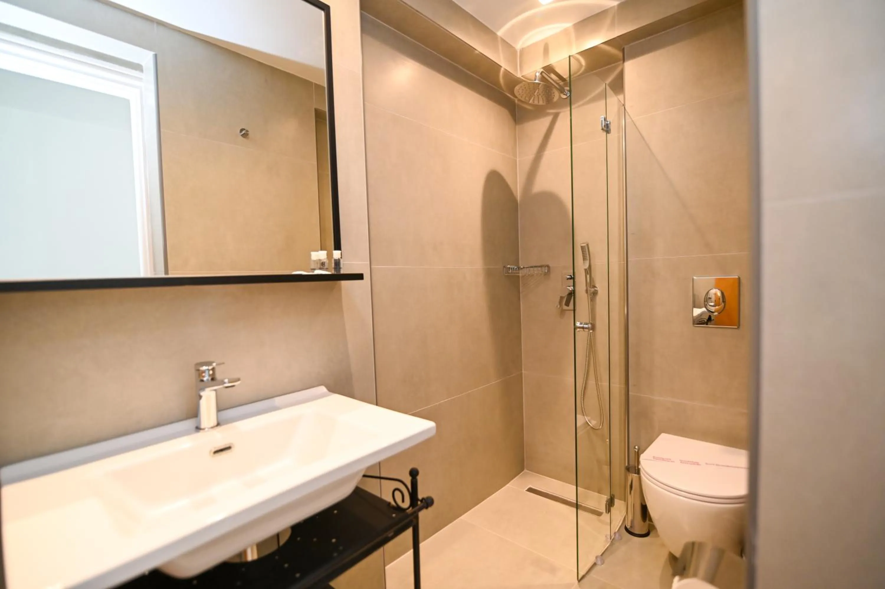 Shower in Jasmine Hotel Apartments