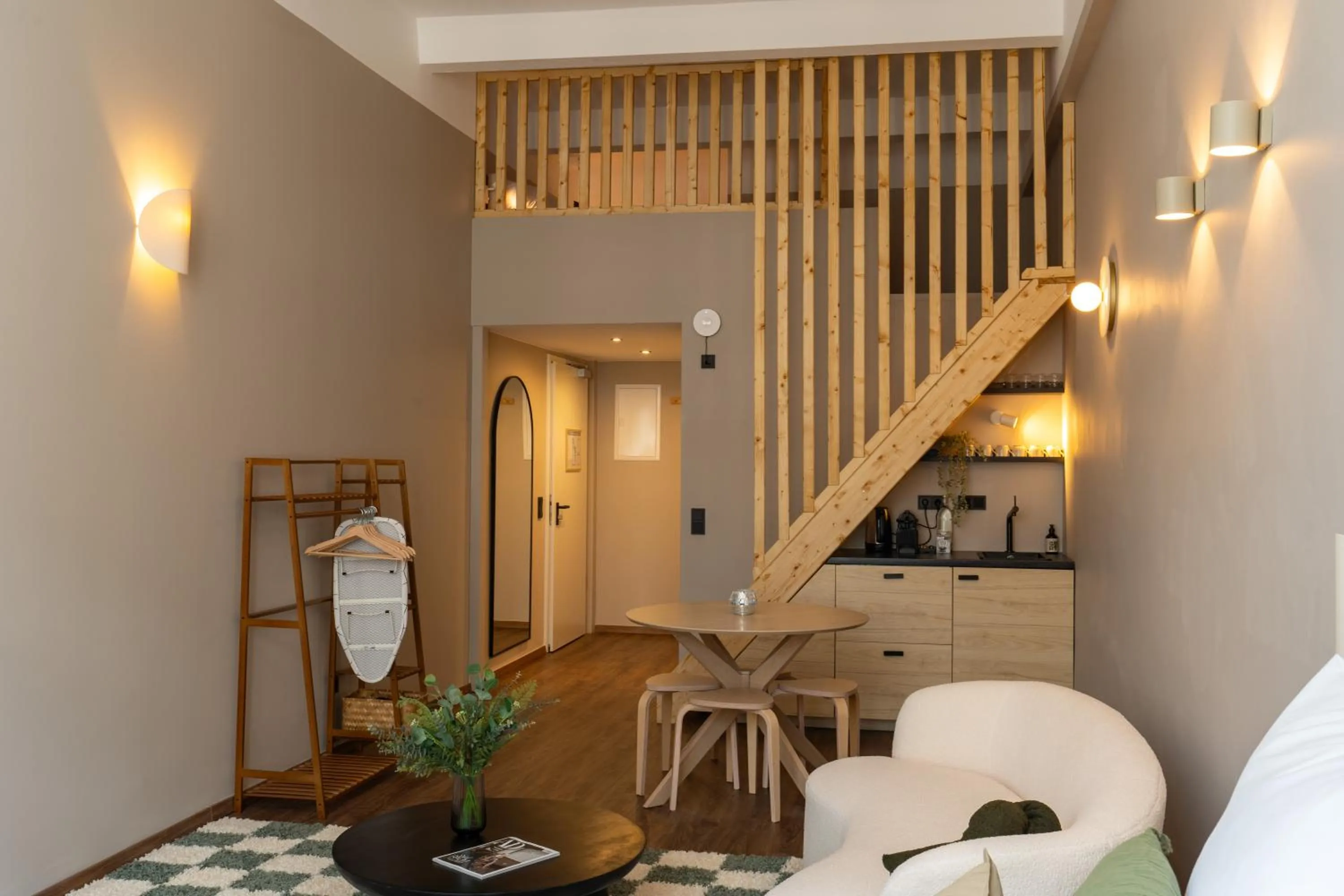 Photo of the whole room in The Charming by Curt Suites