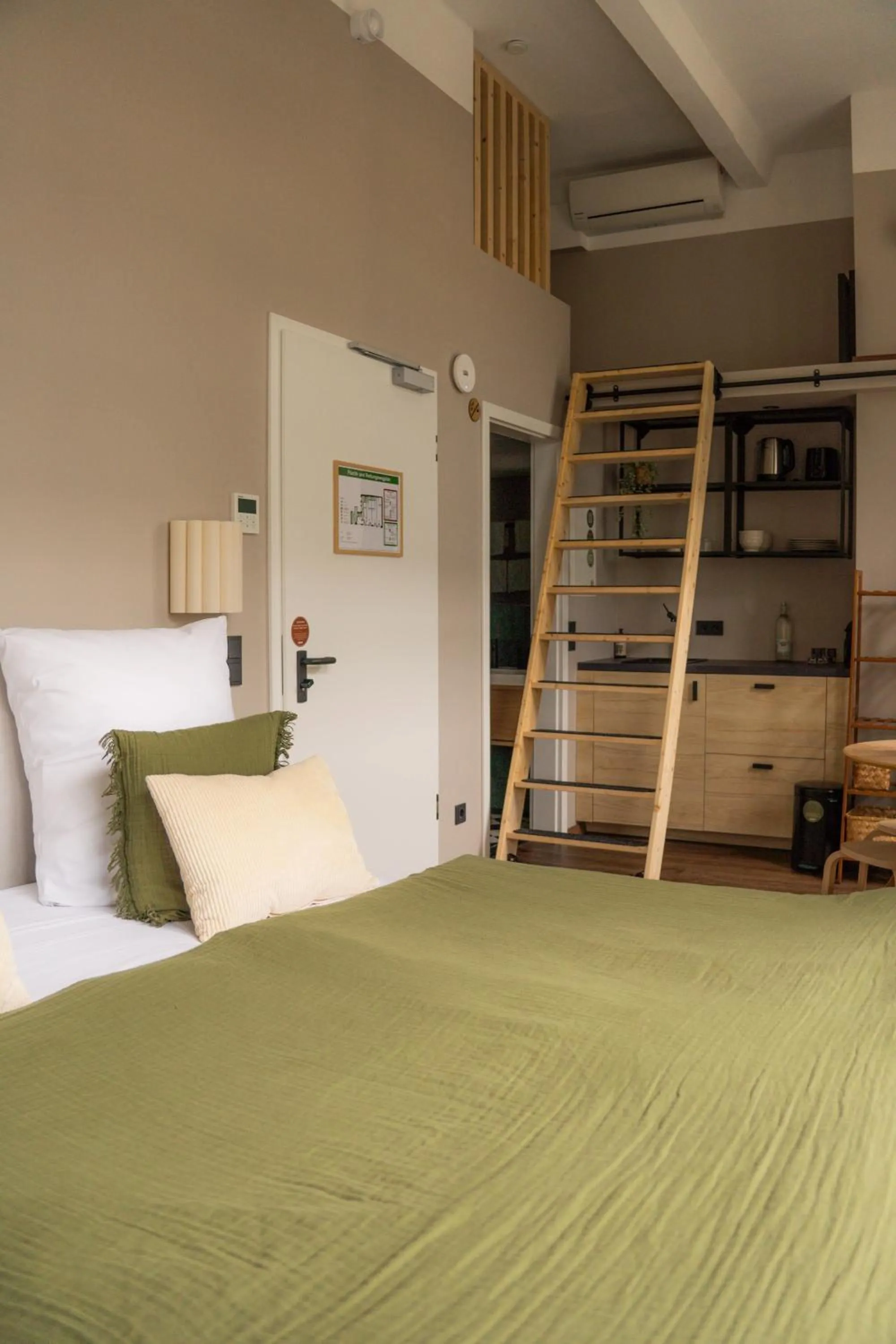 Bedroom, Bed in The Charming by Curt Suites