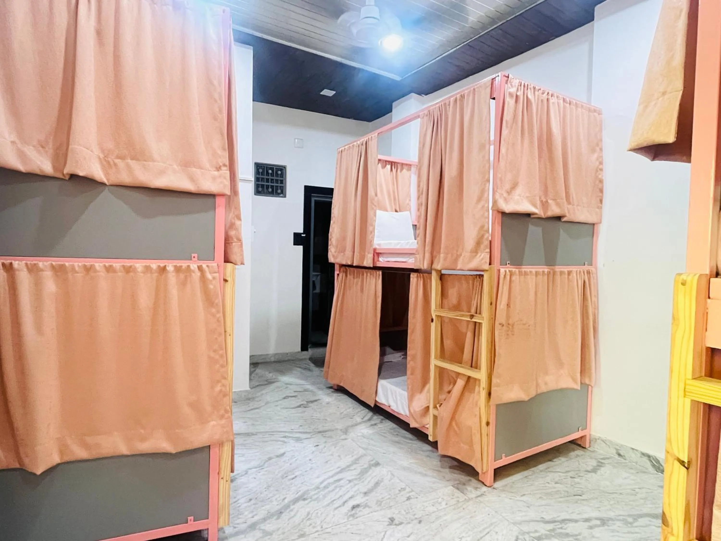 Bed in 3 Raahi Udaipur