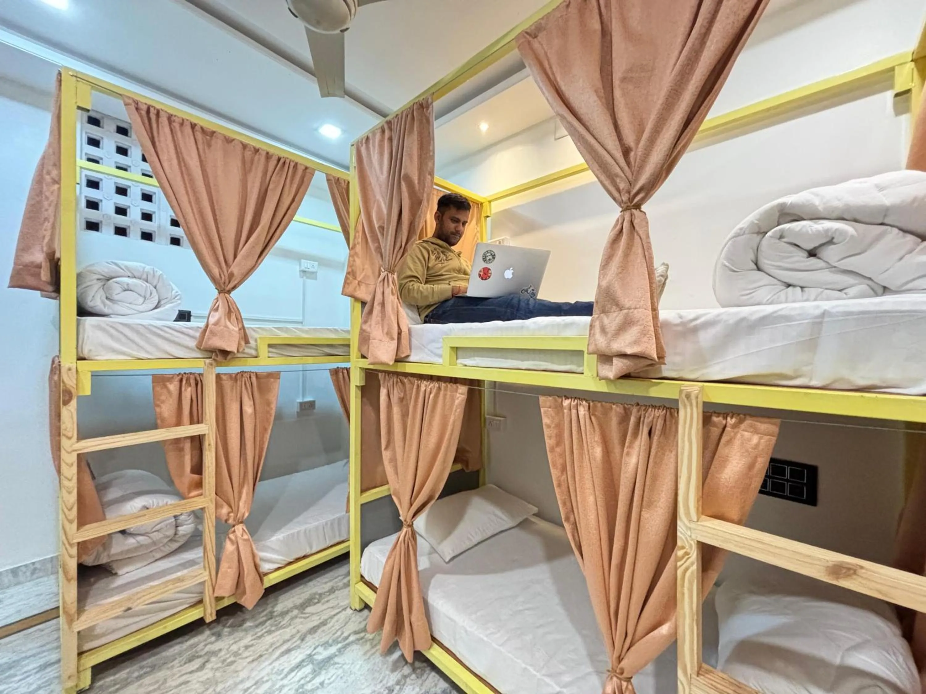 Bed in 3 Raahi Udaipur