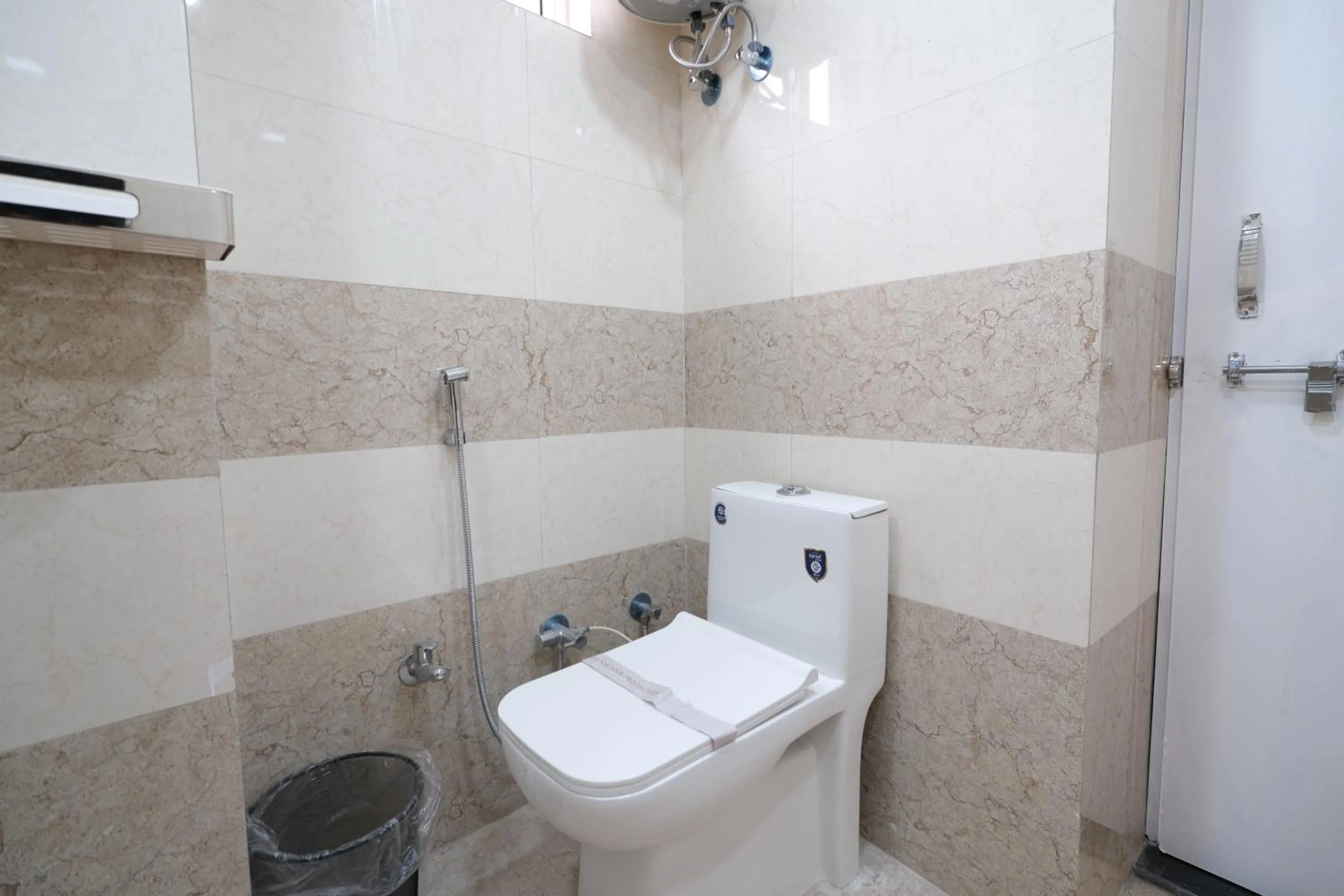 Toilet in 3 Raahi Udaipur