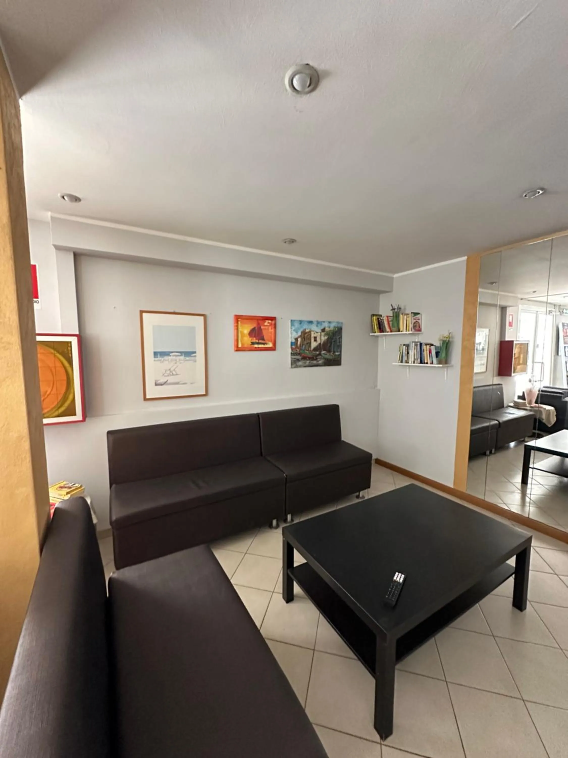 Communal lounge/ TV room in Hotel Austria