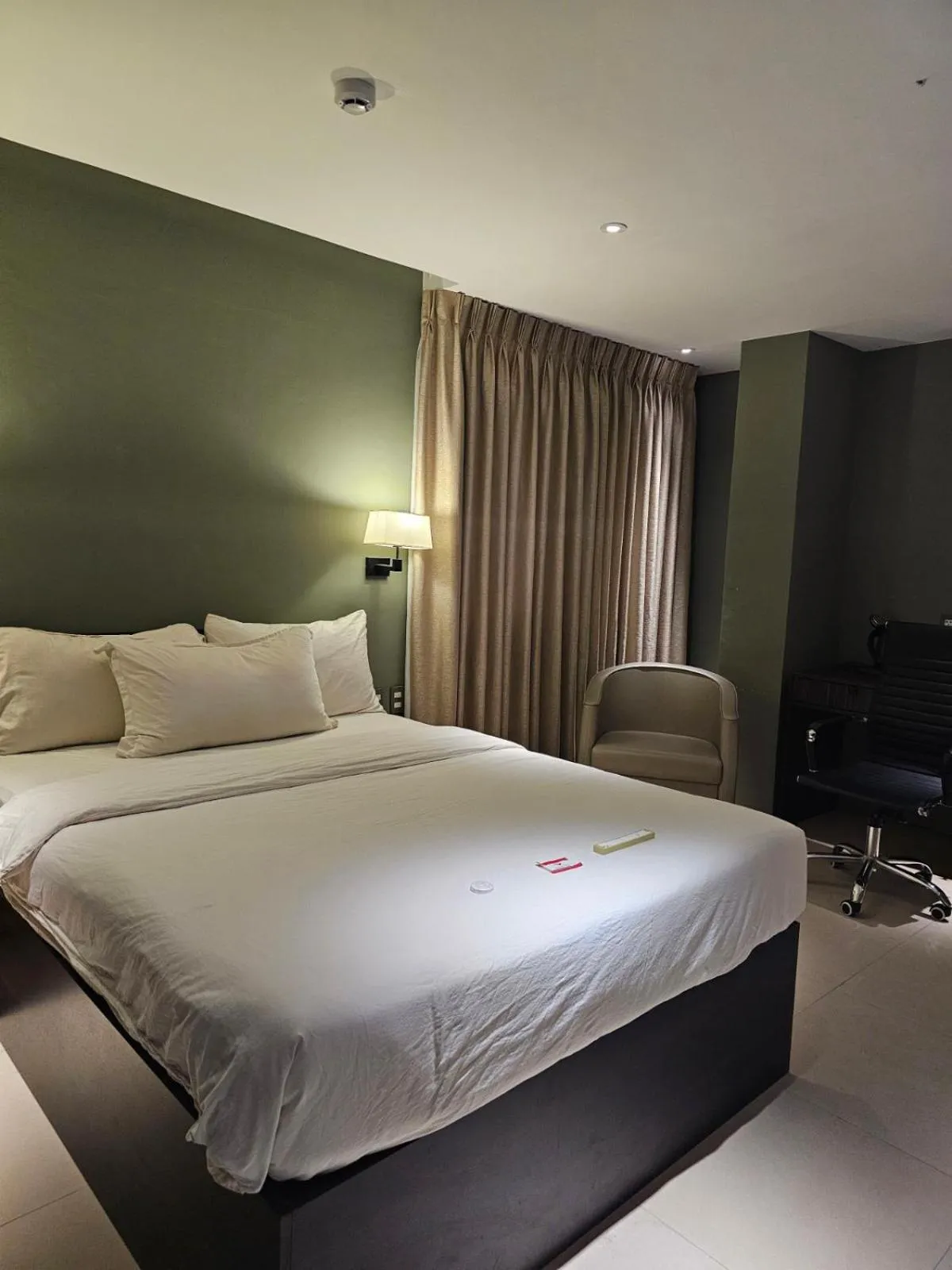 Bed in Valentino's Hotel