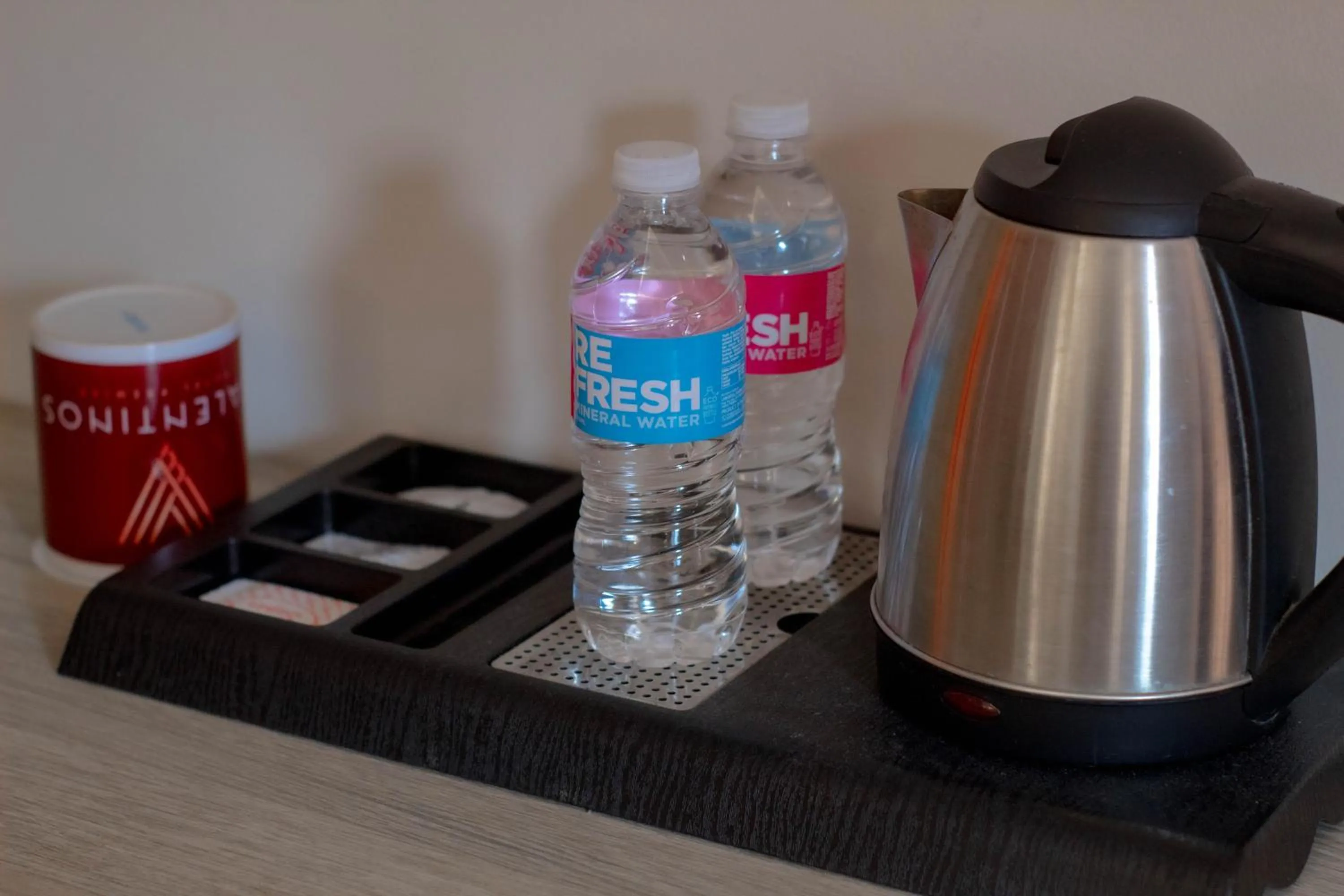 Coffee/tea facilities in Valentino's Hotel
