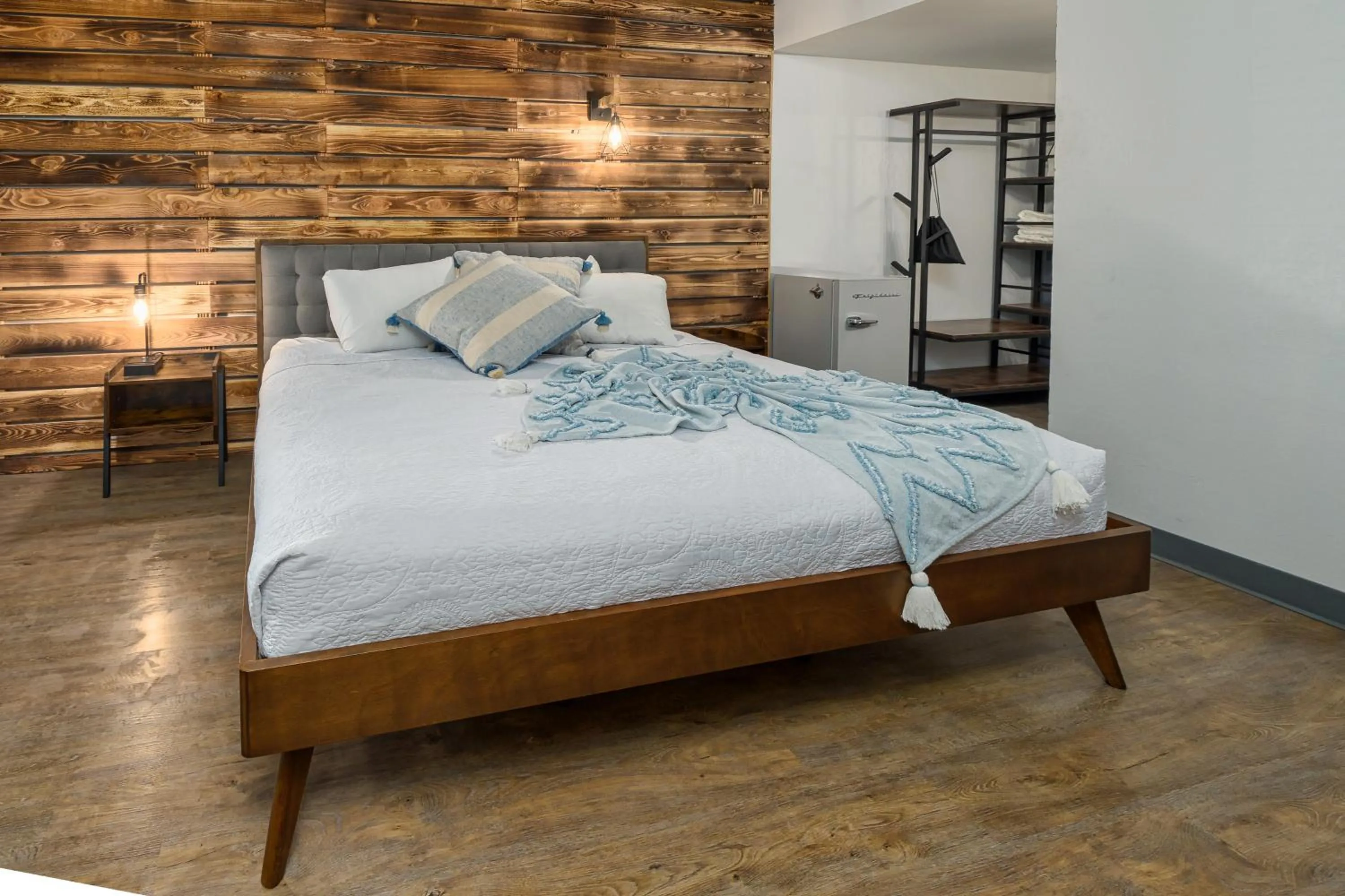 Photo of the whole room in Bel Aire Motel