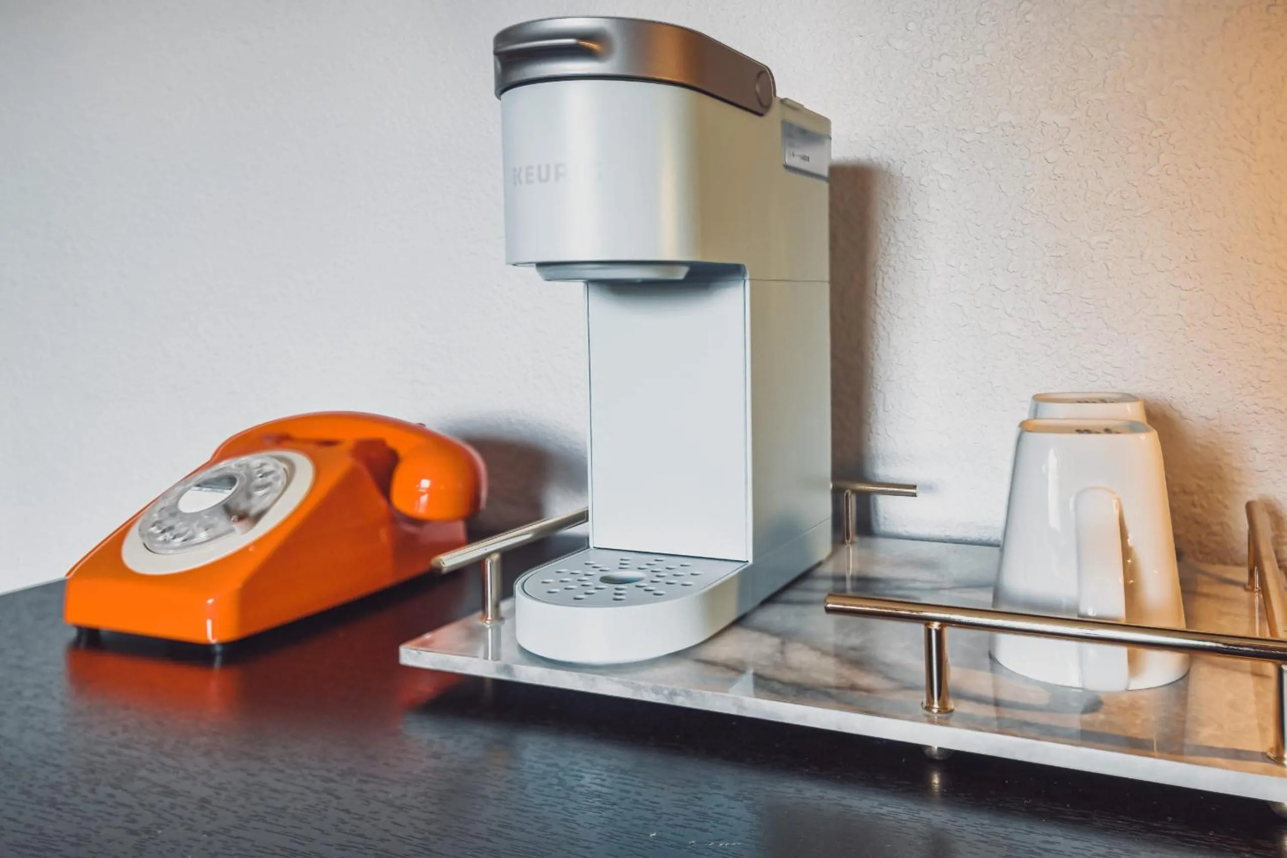 Coffee/tea facilities in Bel Aire Motel