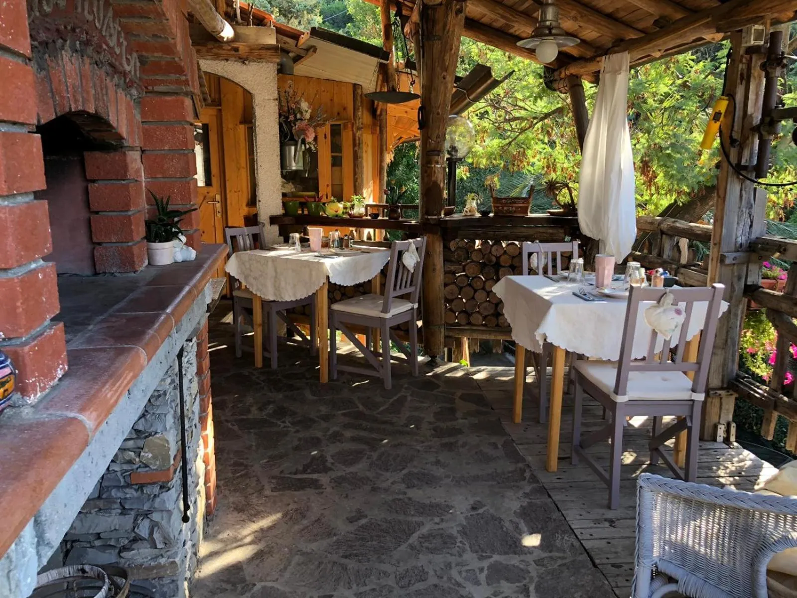 Property building in Bed & Breakfast Lujocanda