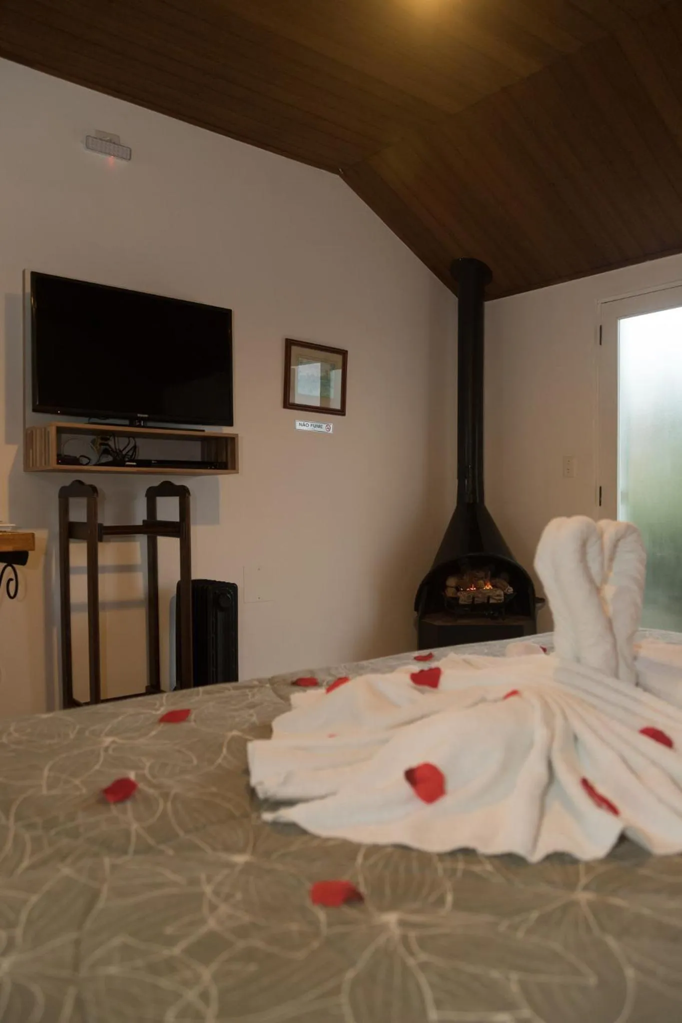 TV and multimedia, Bed in La Vita Pousada de Charme