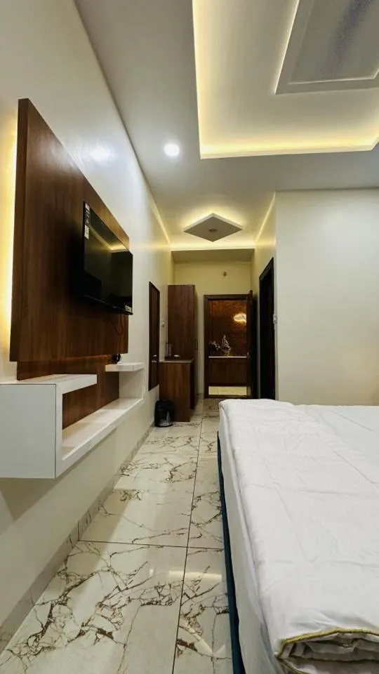 Bed in Hotel Ratnam Palace Maheshwar