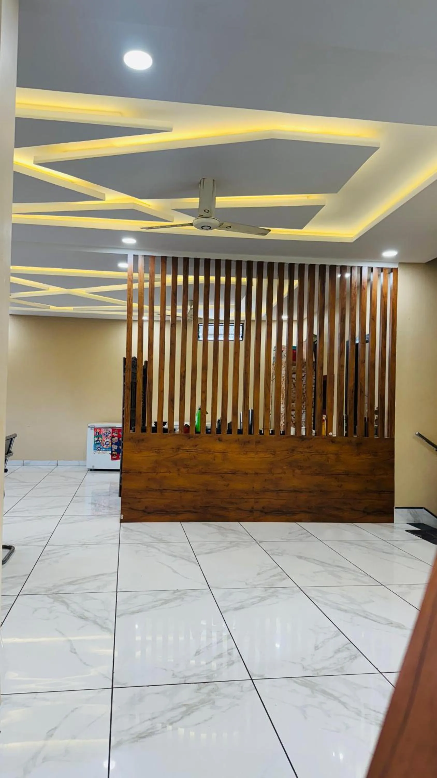 Restaurant/places to eat in Hotel Ratnam Palace Maheshwar