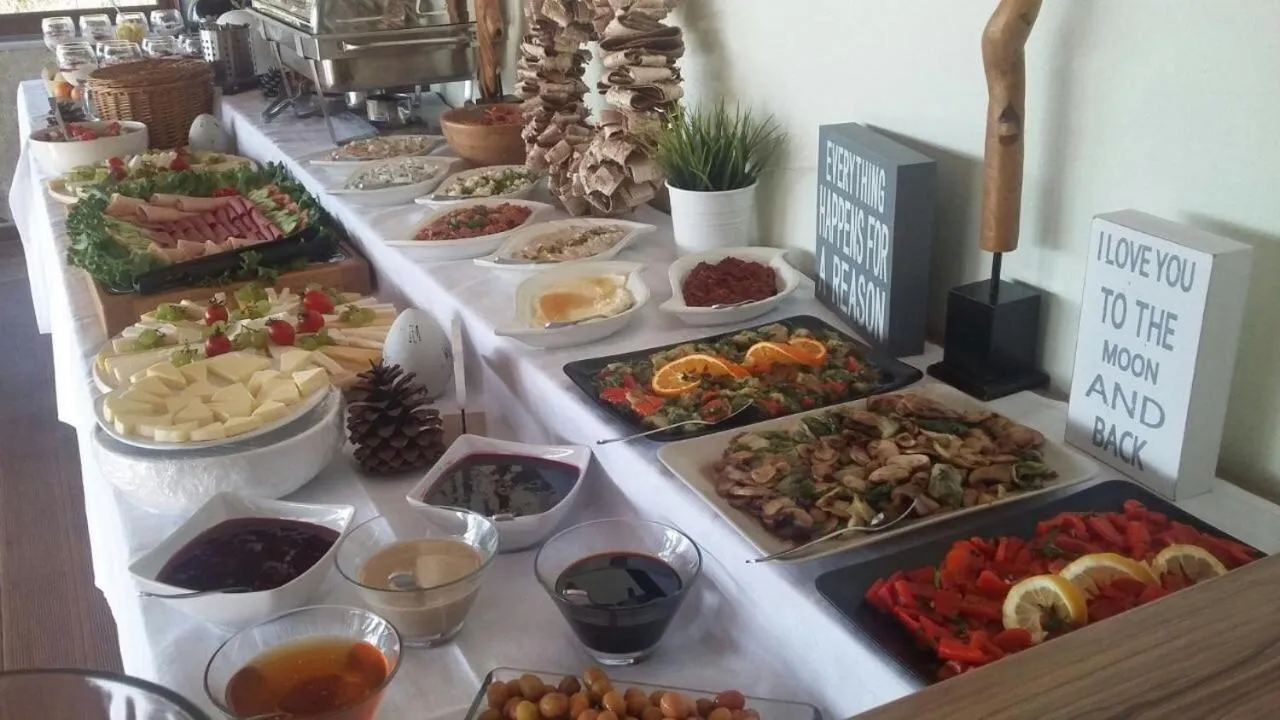 Buffet breakfast in Hotel Hugo