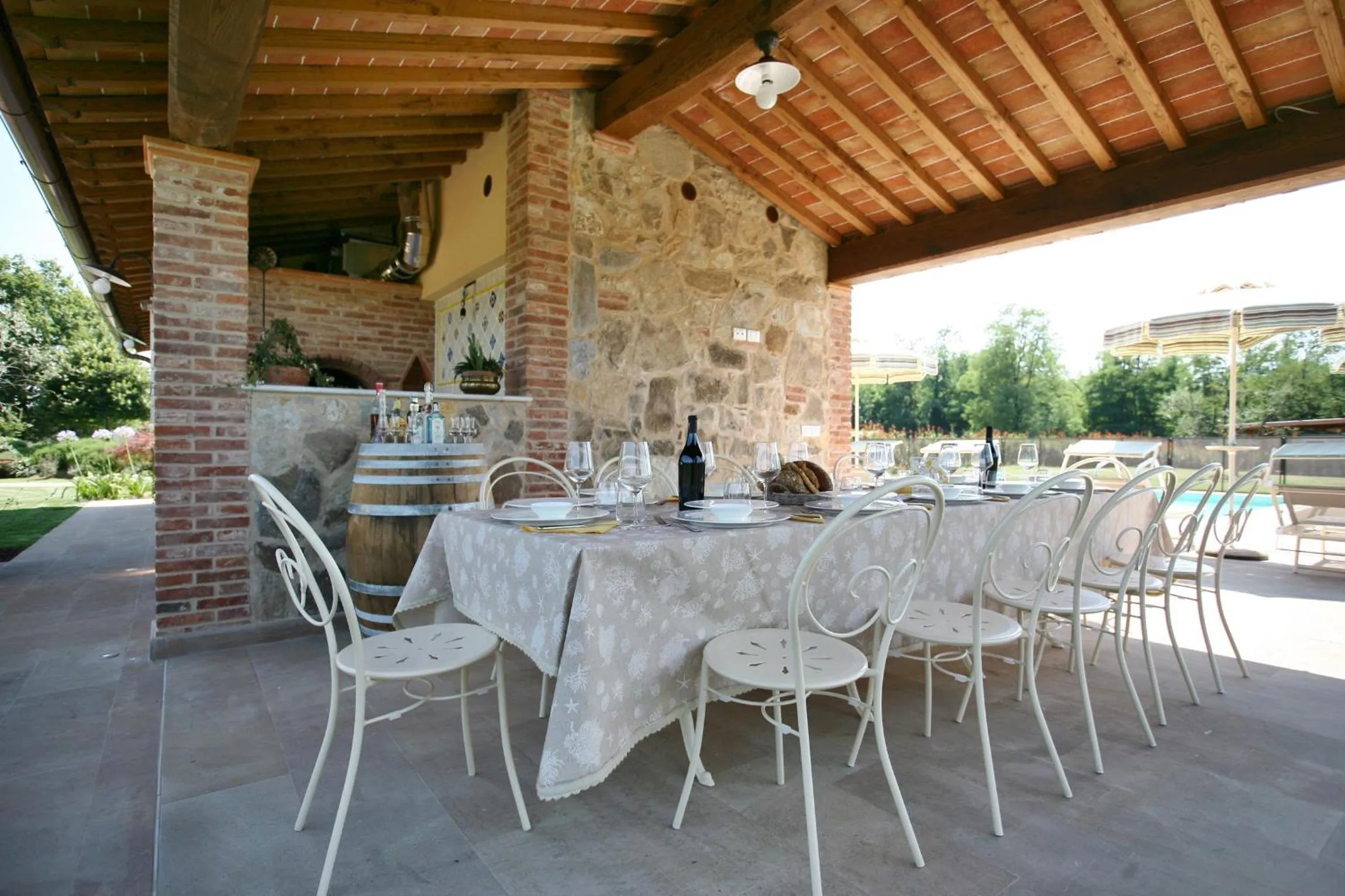 Restaurant/places to eat in Villa Gourmet