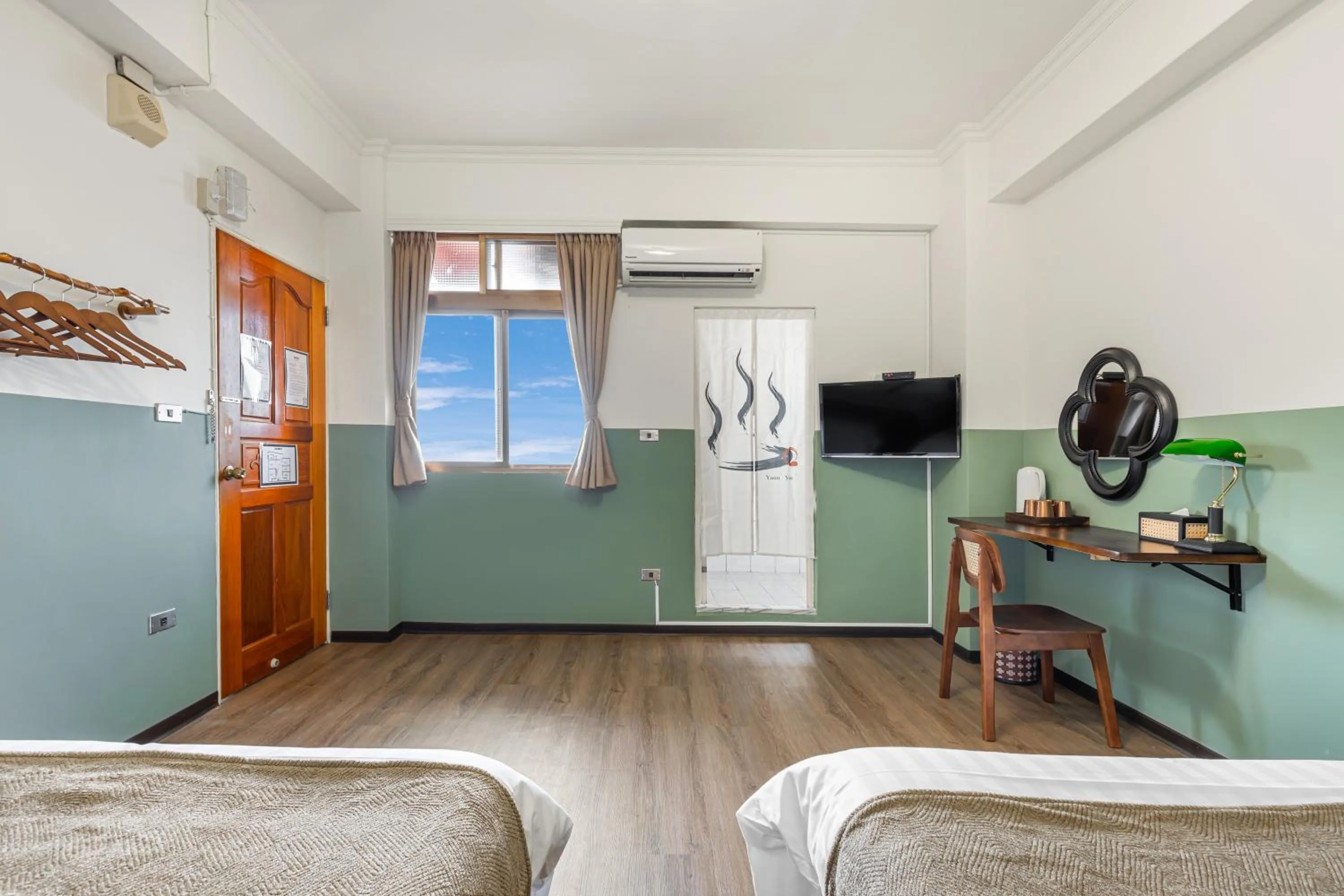 Bed in Jiufen Nostalgic Inn