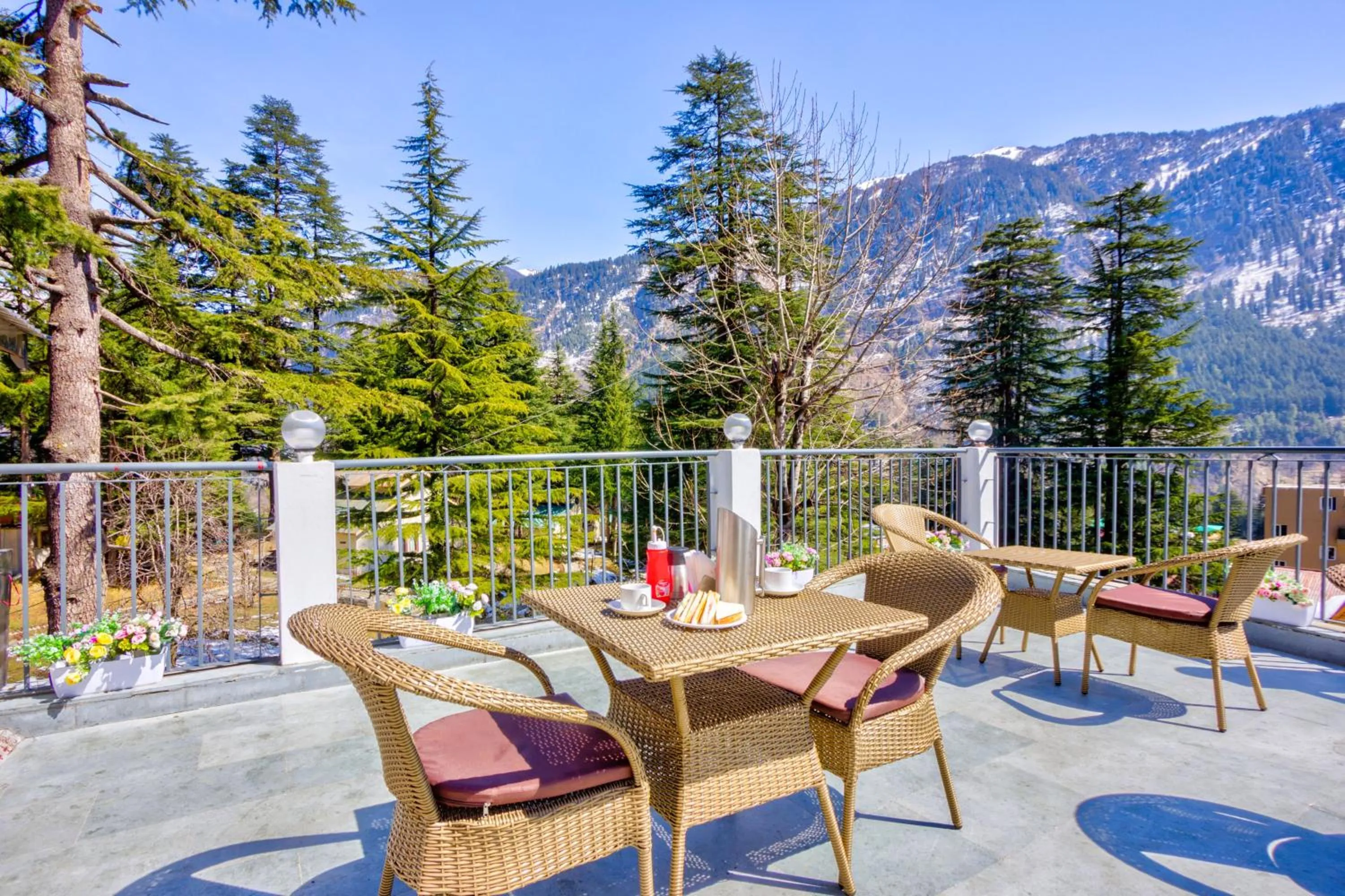 Balcony/Terrace in Hotel Greenfields