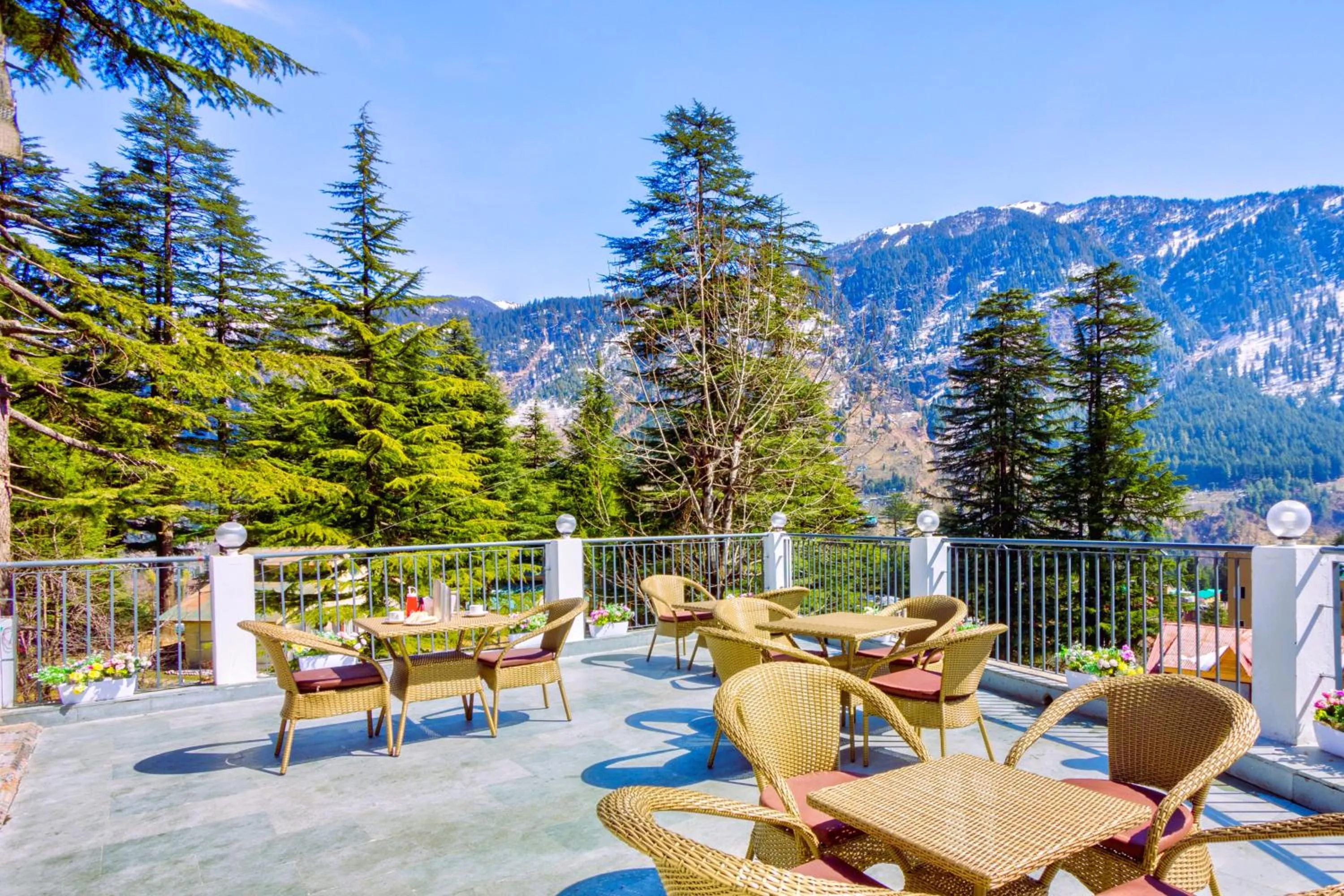 Balcony/Terrace in Hotel Greenfields