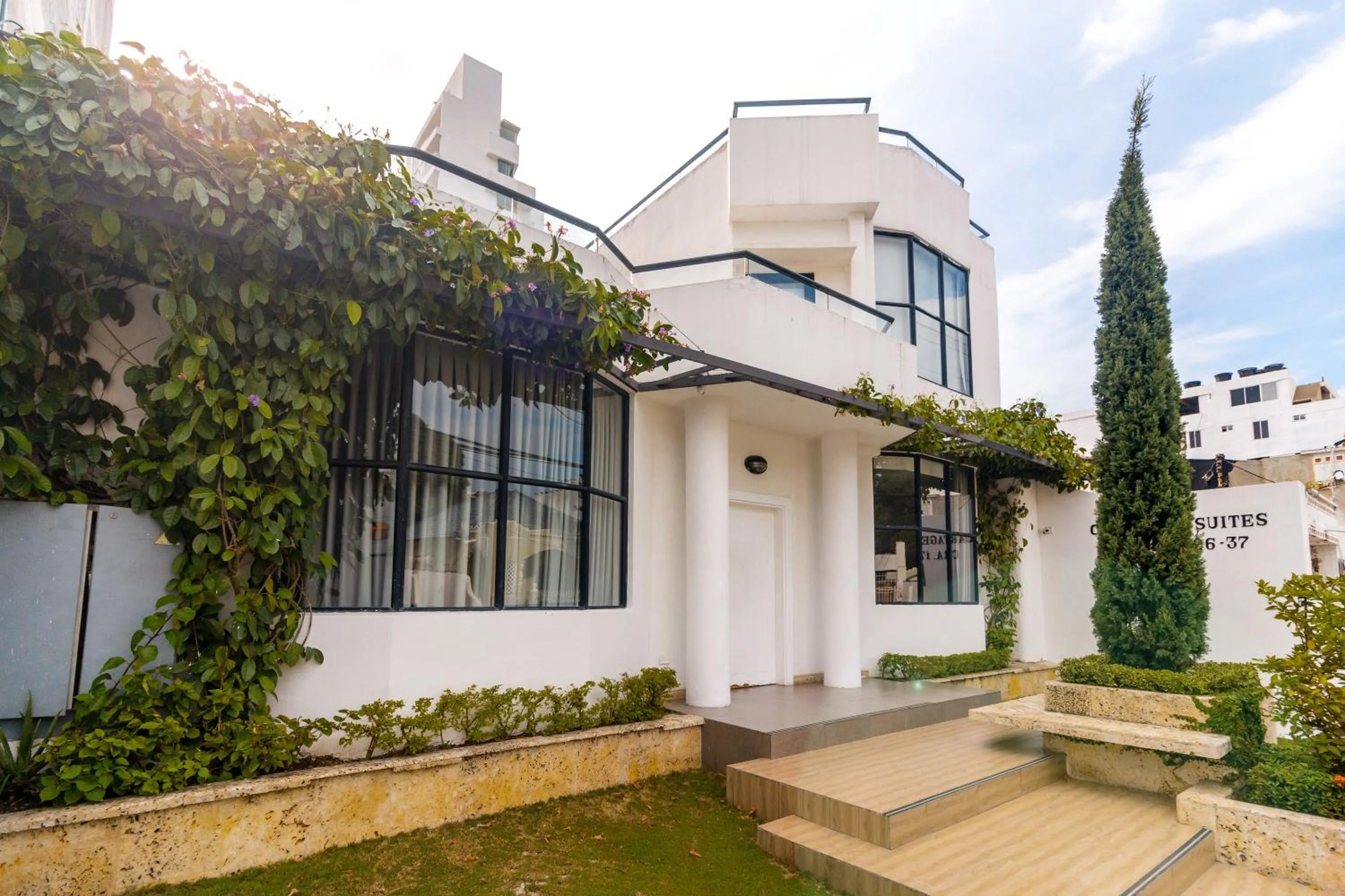Property building in Cartagena Suites de Manga