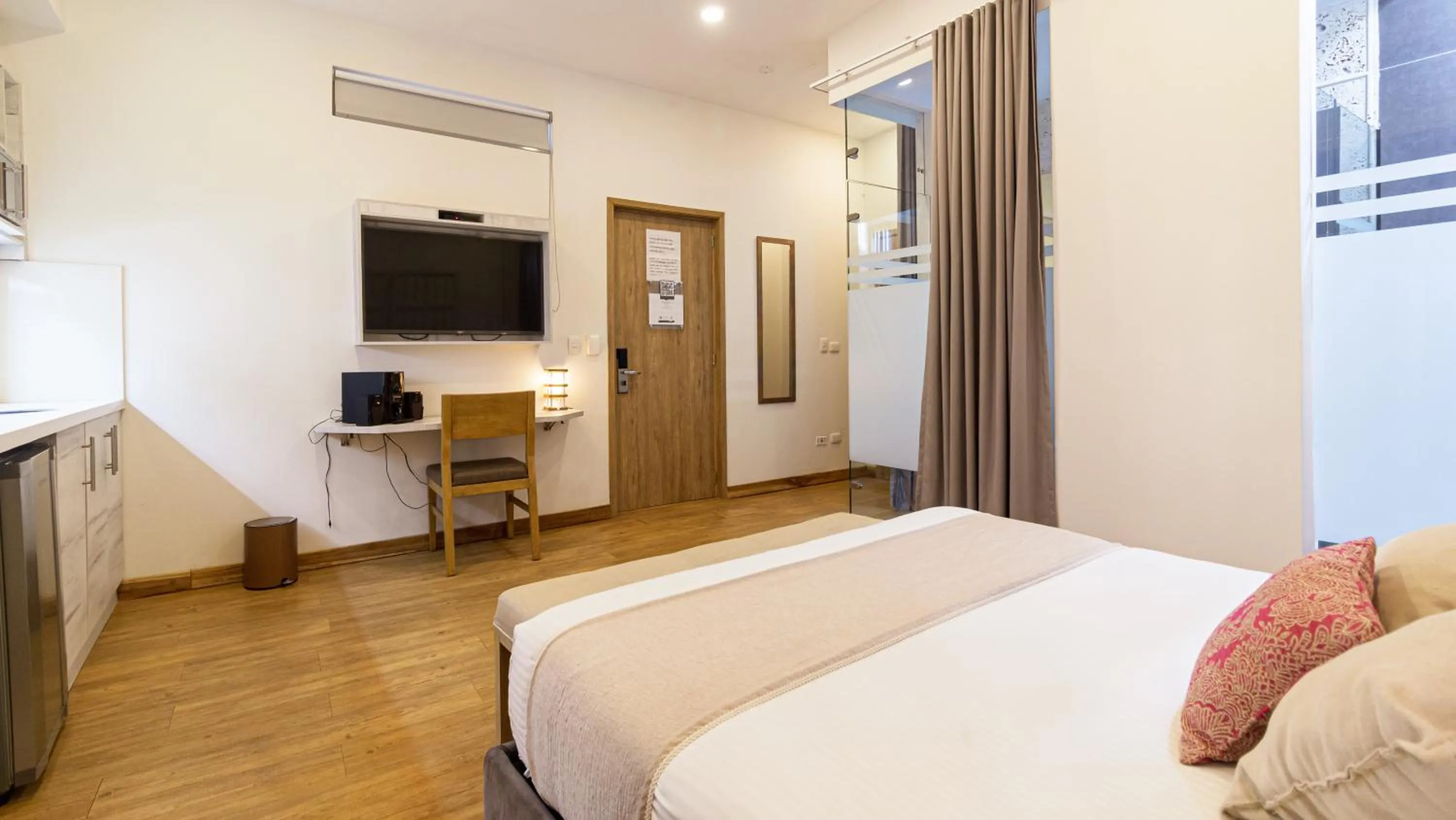 TV and multimedia, Bed in Cartagena Suites de Manga