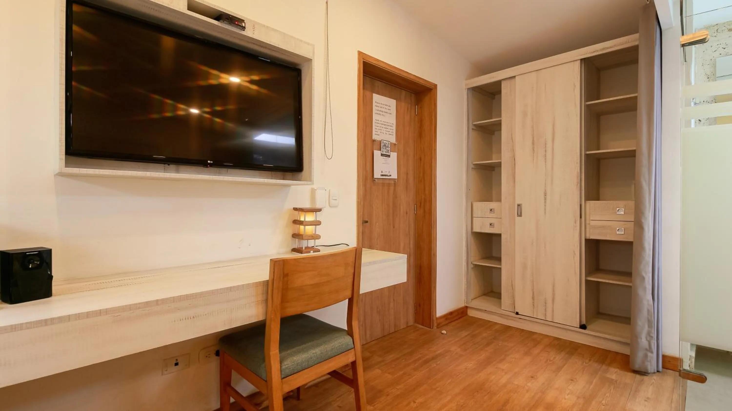 wardrobe in Cartagena Suites de Manga