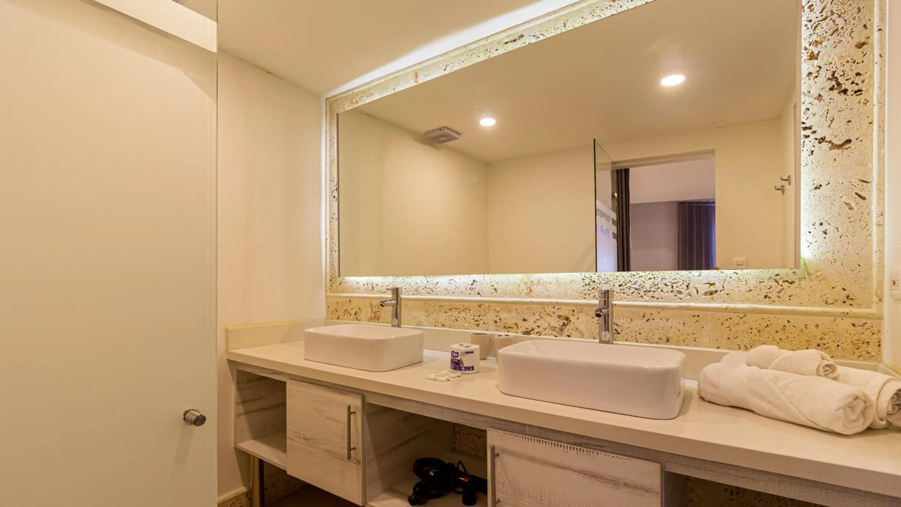 Bathroom in Cartagena Suites de Manga