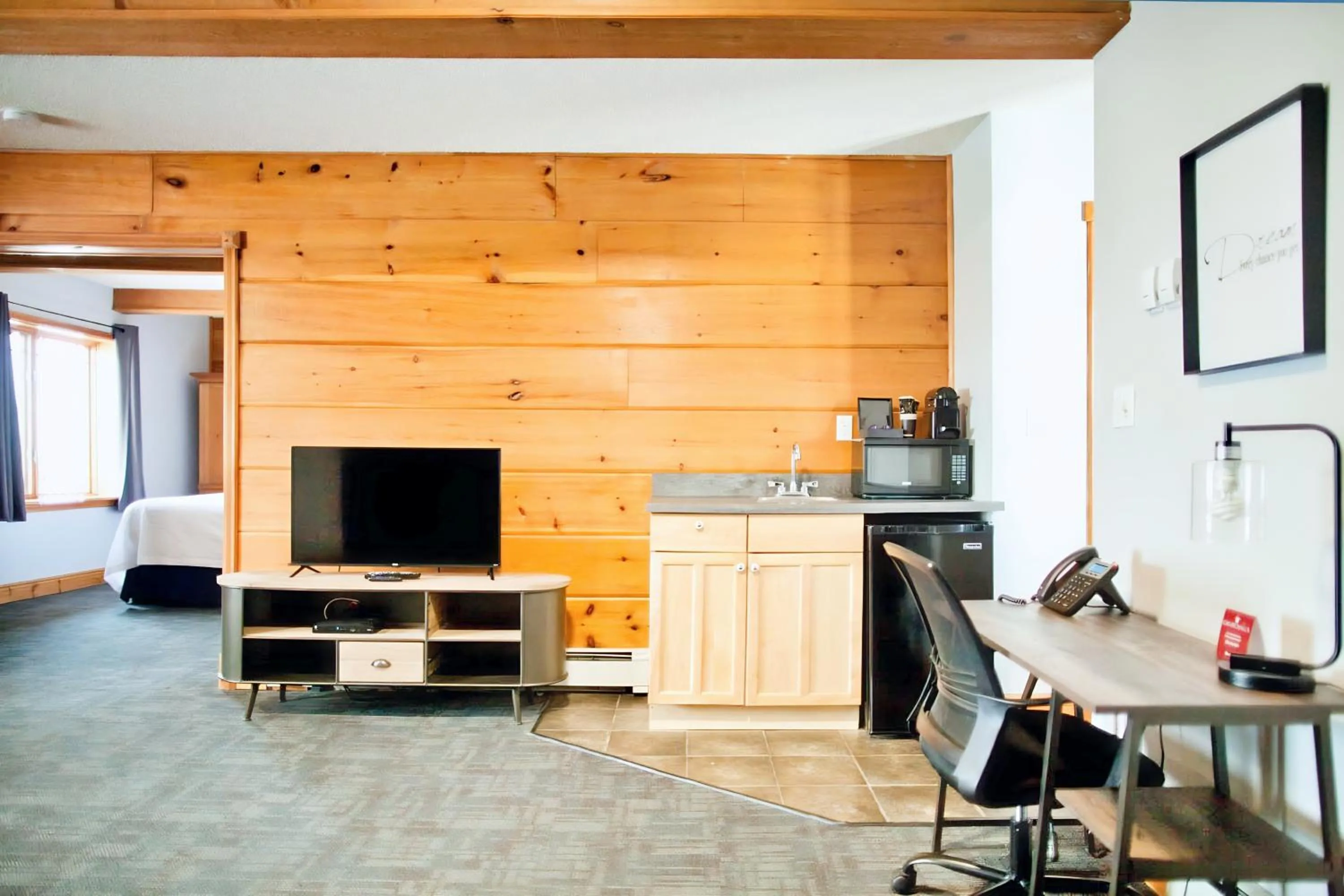 TV and multimedia in Terrace Suites