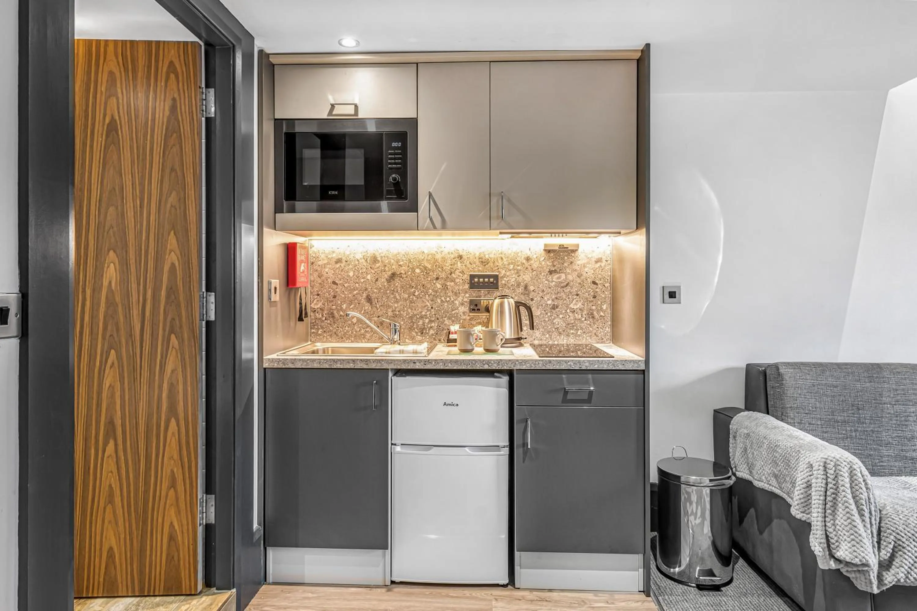 Kitchen or kitchenette in The Ainscow Hotel