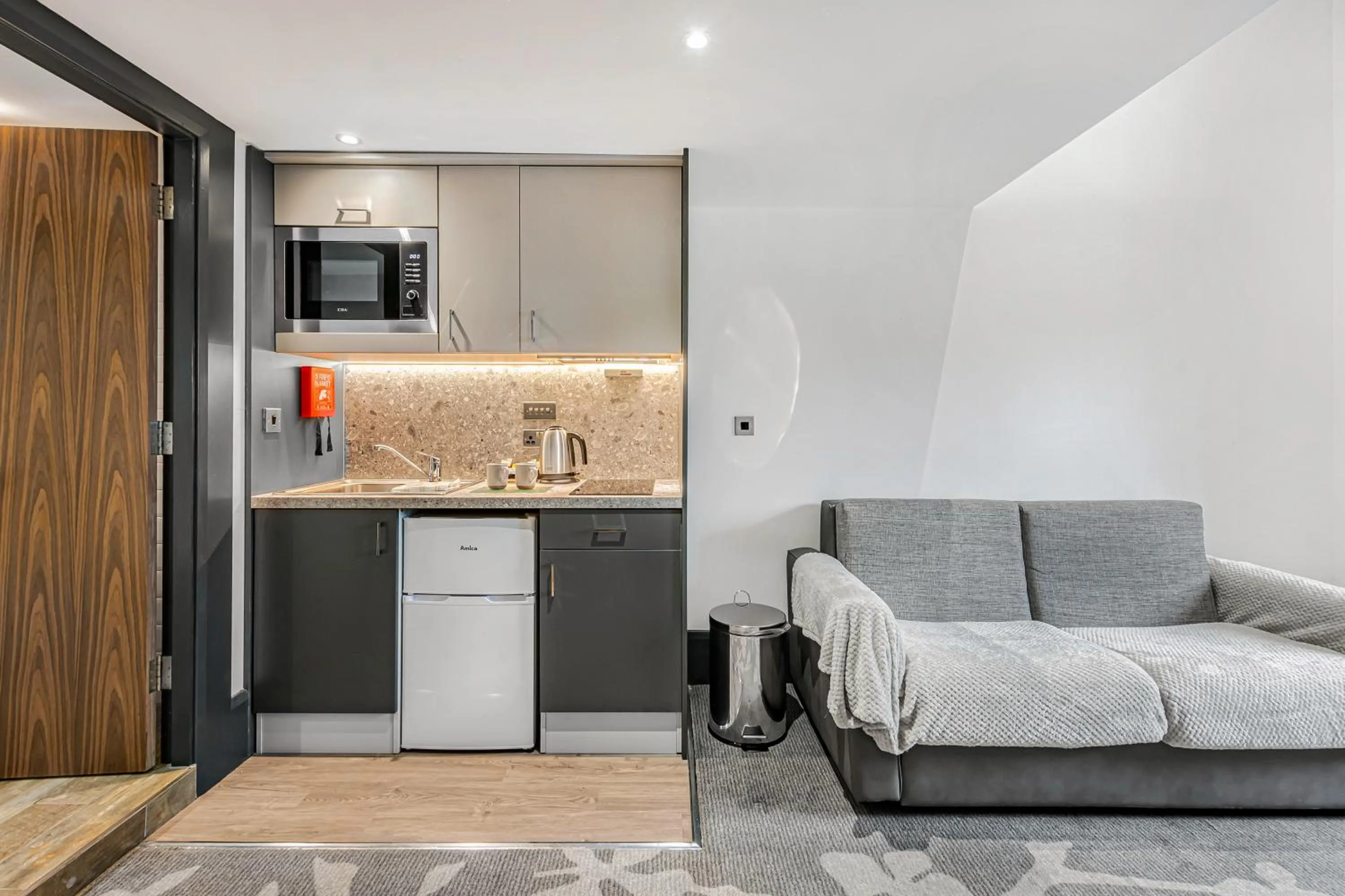 Kitchen or kitchenette in The Ainscow Hotel