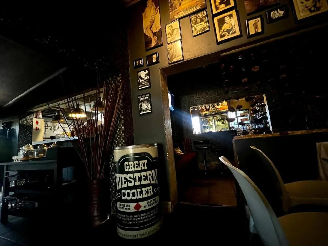 Restaurant/places to eat in 44 on Ennis Guest Lodge and Restaurant -